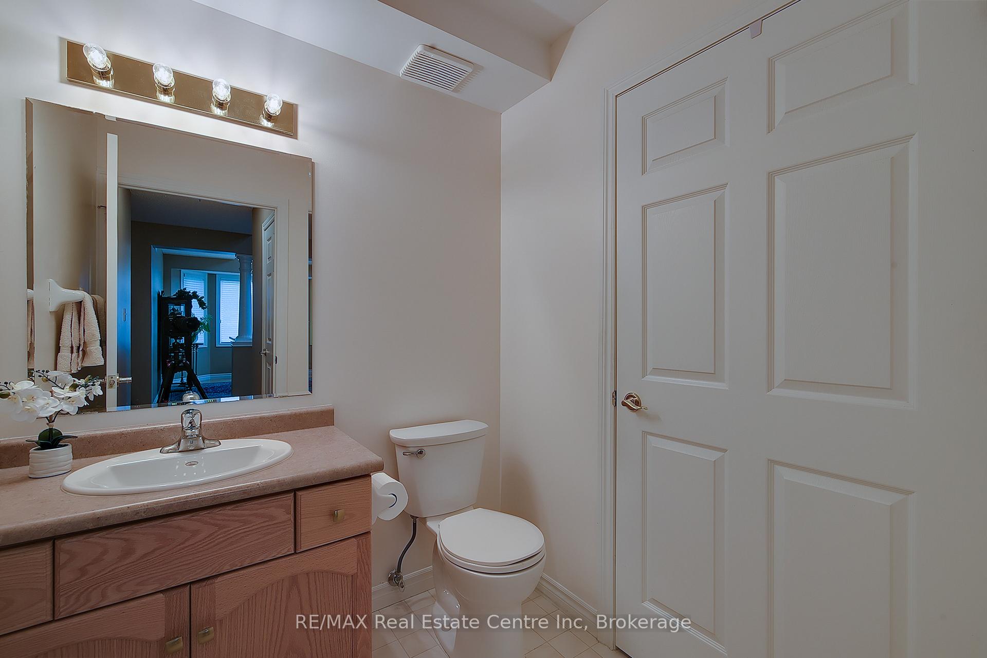 Photo 22 of 19 Terraview Crescent, Guelph, Kortright West — HOMEH