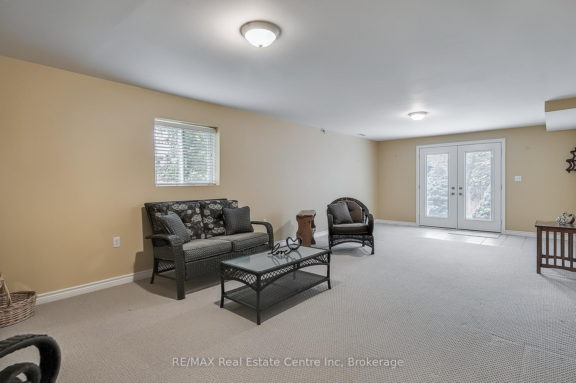 Photo 36 of 19 Terraview Crescent, Guelph, Kortright West — HOMEH