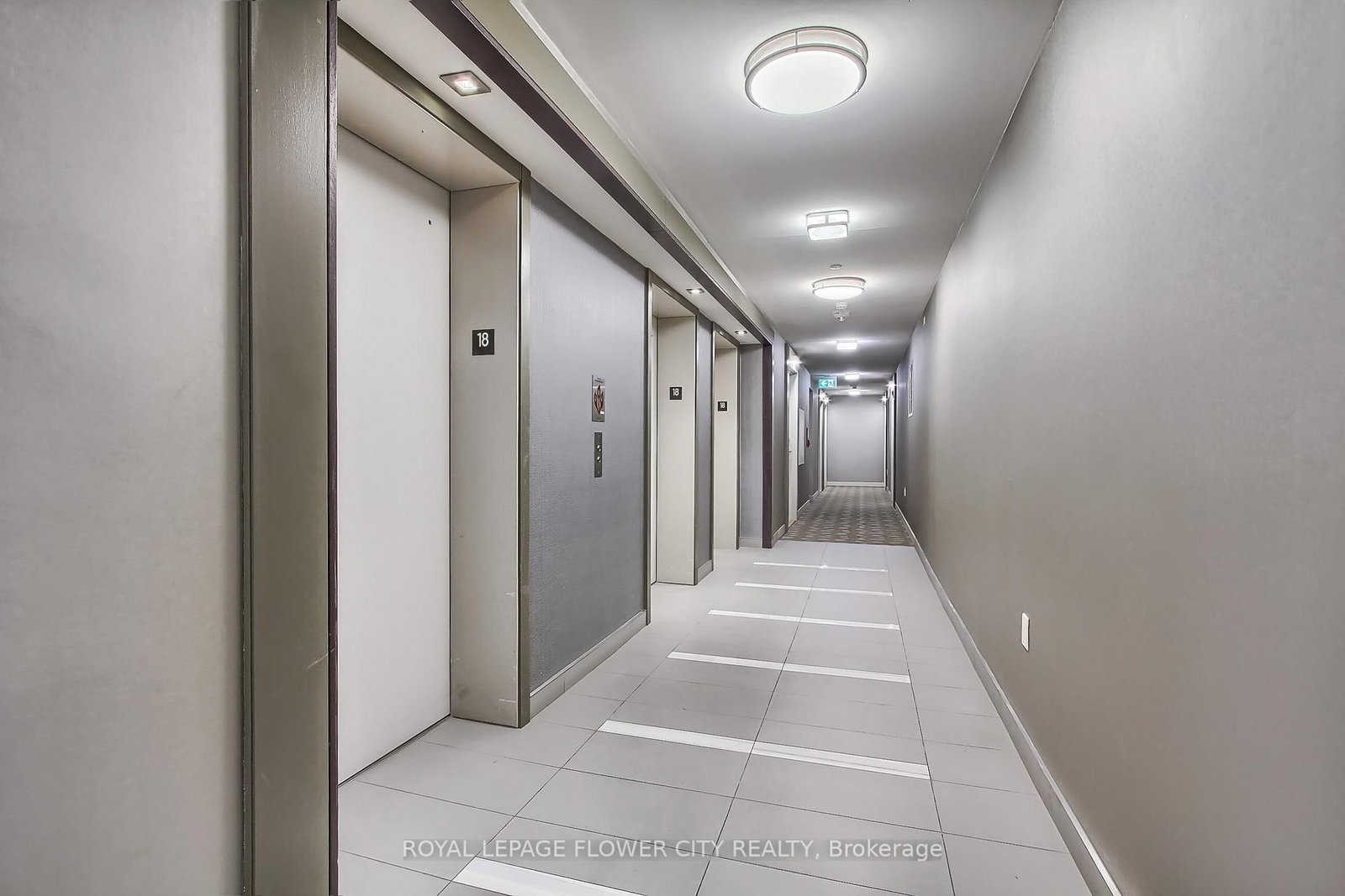 Photo 3 of Unit 1806, 75 Oneida Cres, Richmond Hill, Langstaff — HOMEH