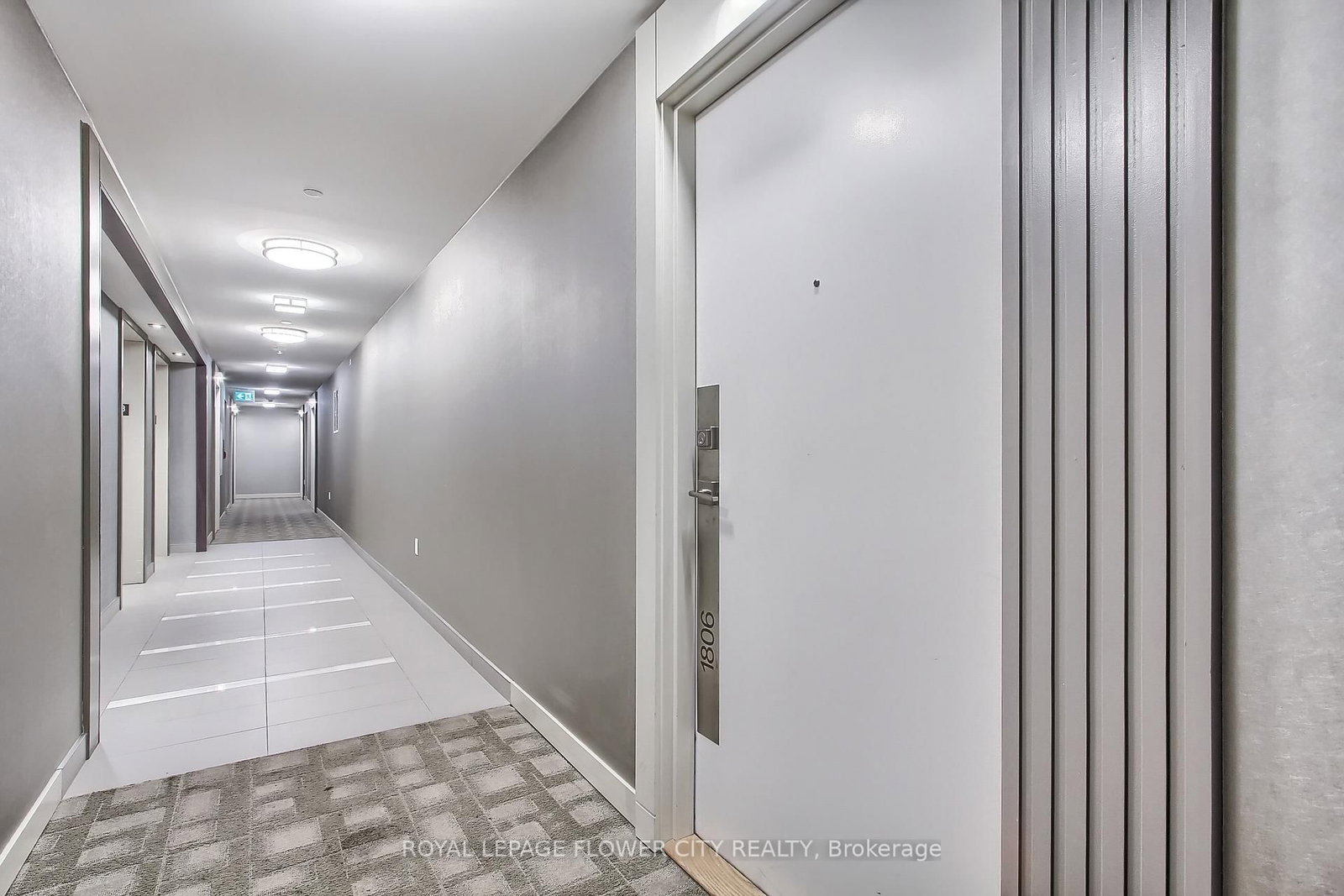 Photo 6 of Unit 1806, 75 Oneida Cres, Richmond Hill, Langstaff — HOMEH