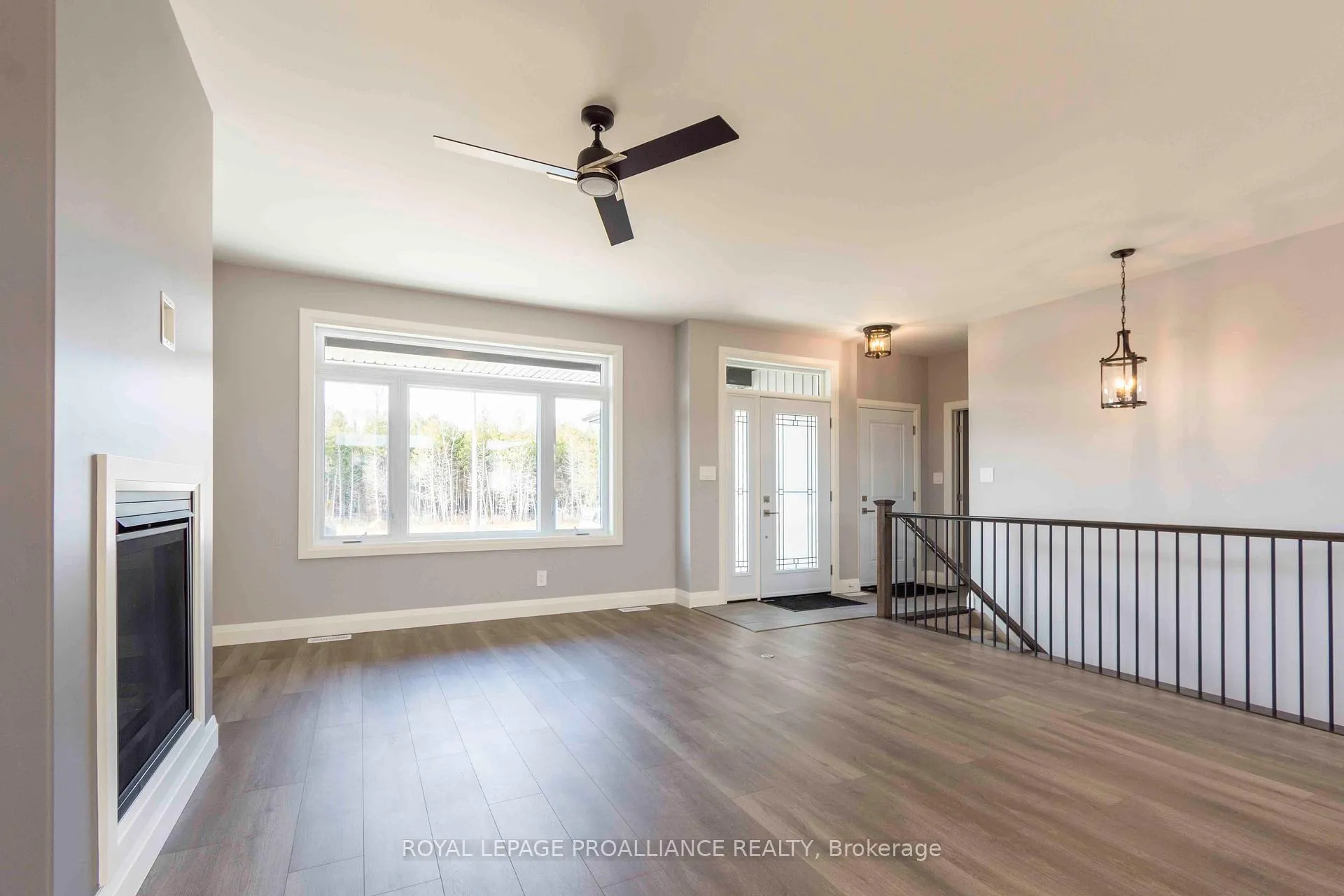 Photo 12 of 7 MacKenzie John Crescent, Brighton — HOMEH