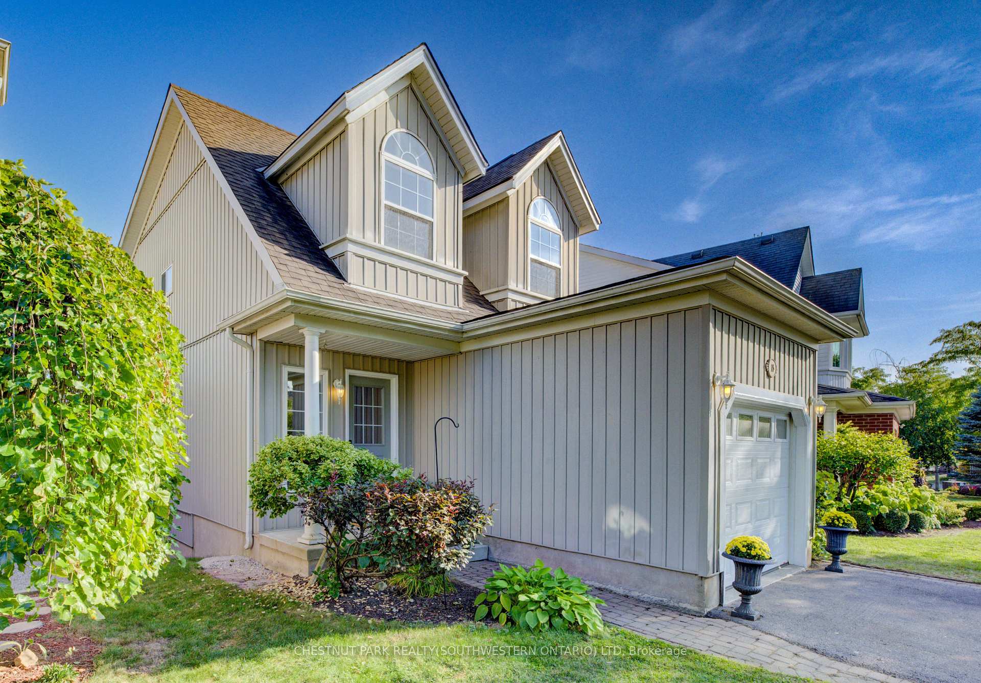 Photo 3 of 15 Pettitt Drive, Guelph, Grange Road — HOMEH