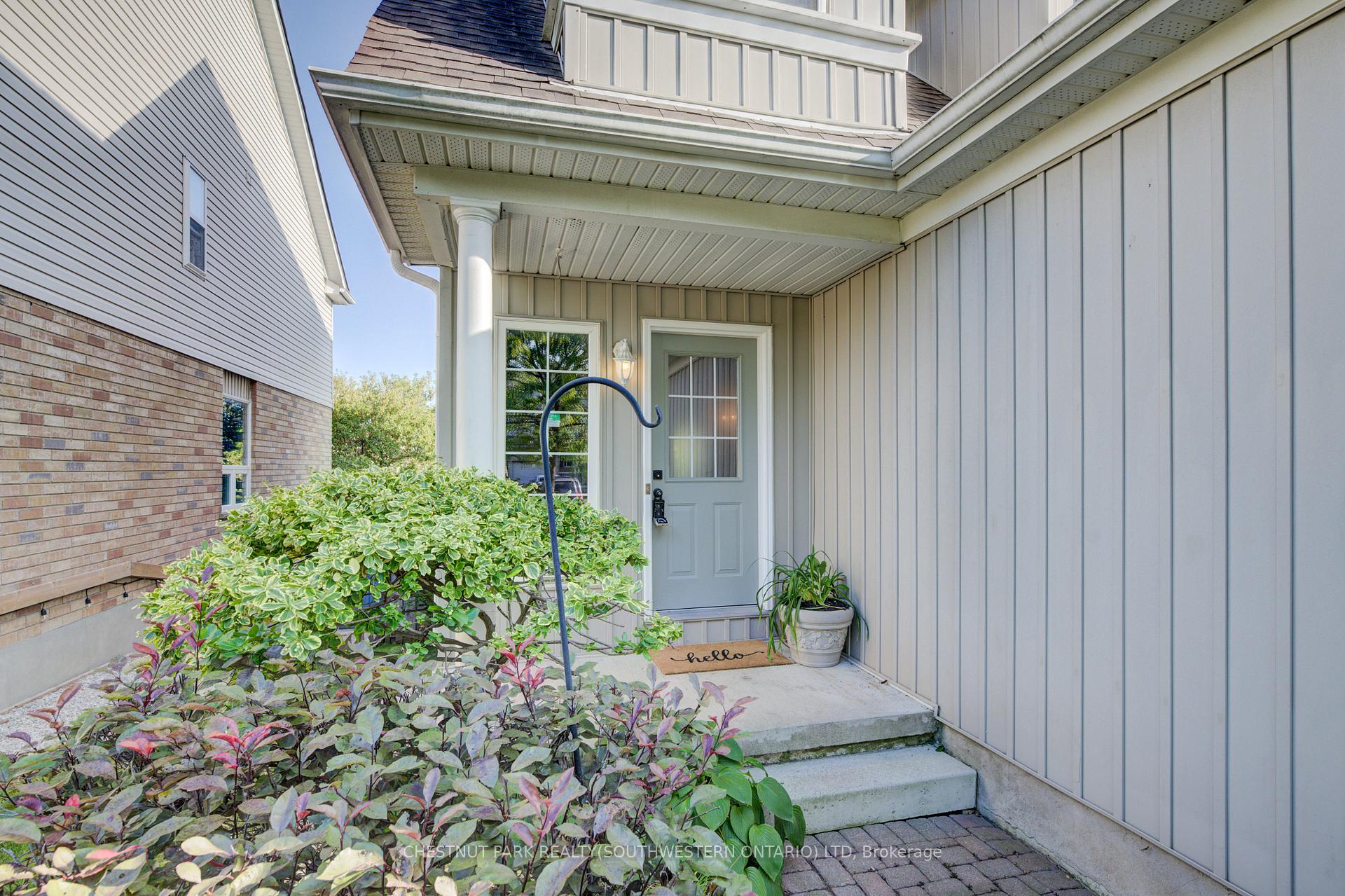 Photo 4 of 15 Pettitt Drive, Guelph, Grange Road — HOMEH