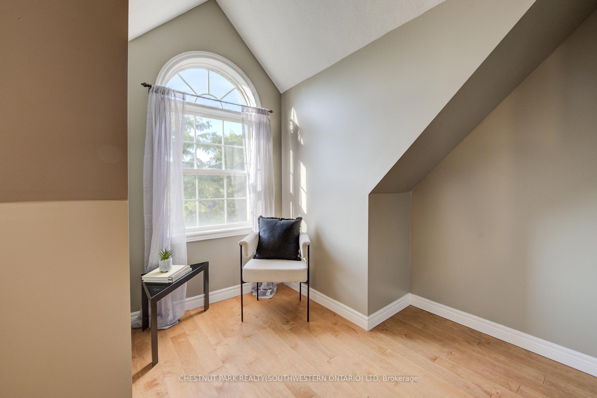 Photo 19 of 15 Pettitt Drive, Guelph, Grange Road — HOMEH