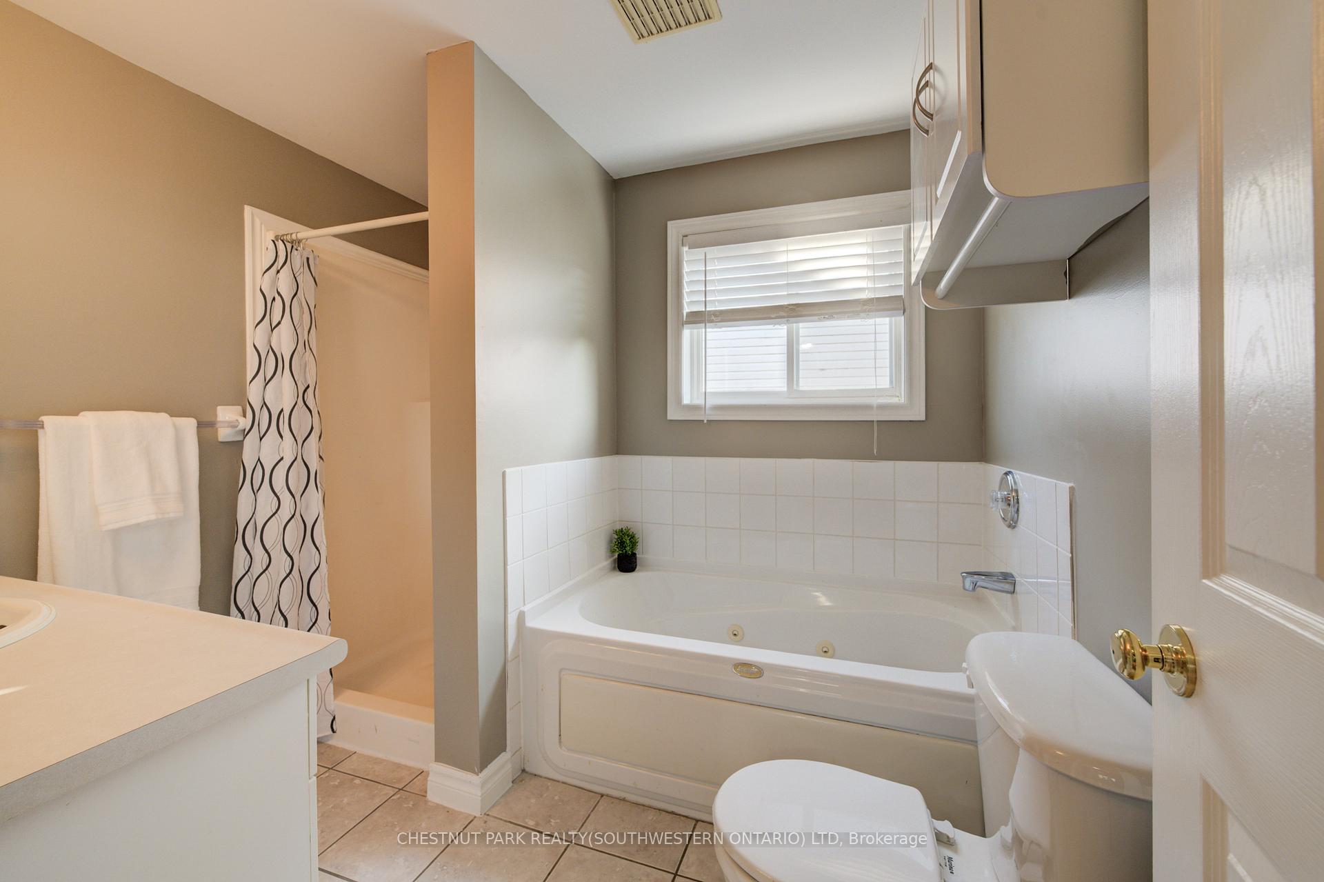 Photo 23 of 15 Pettitt Drive, Guelph, Grange Road — HOMEH