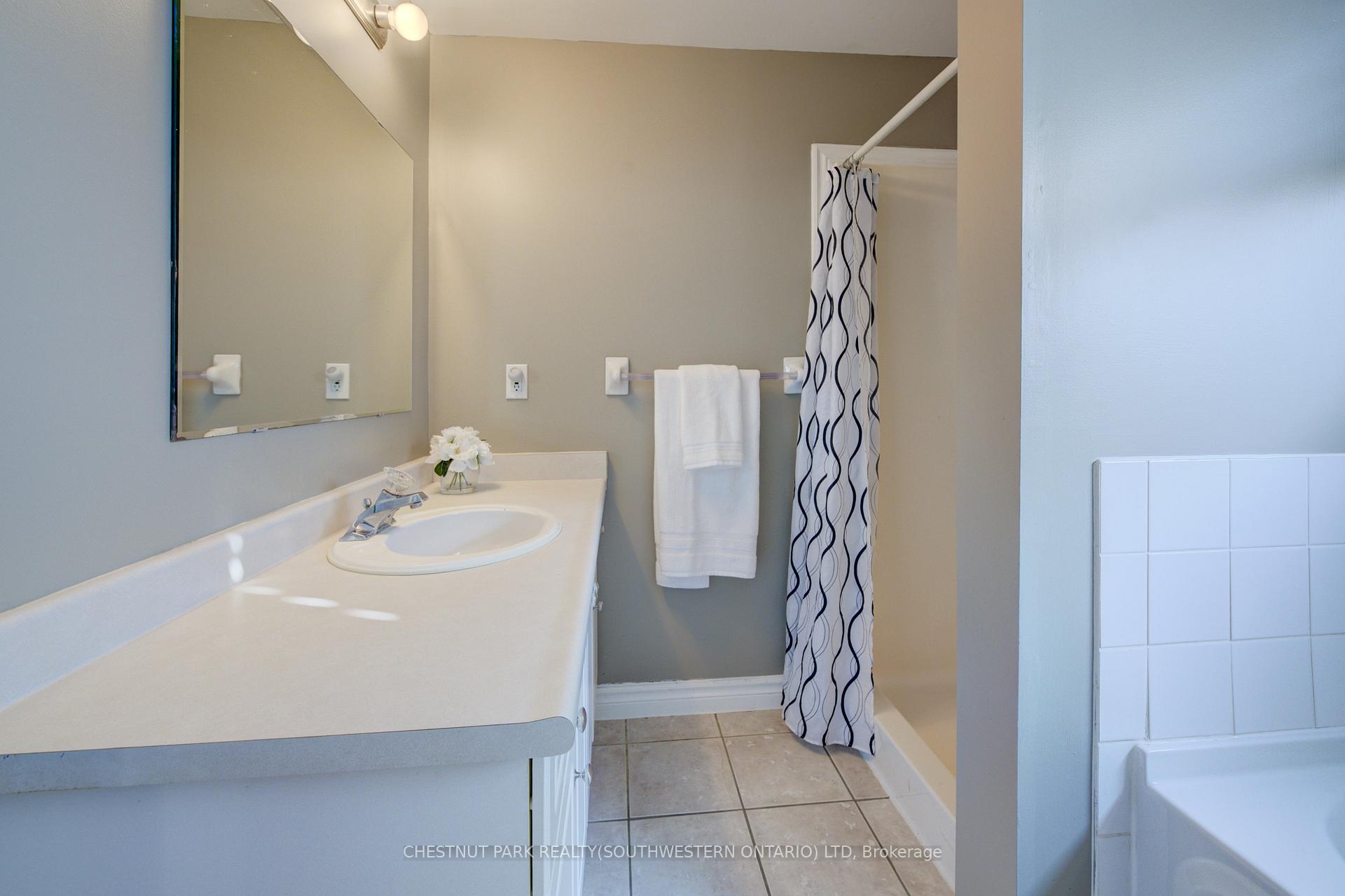 Photo 24 of 15 Pettitt Drive, Guelph, Grange Road — HOMEH