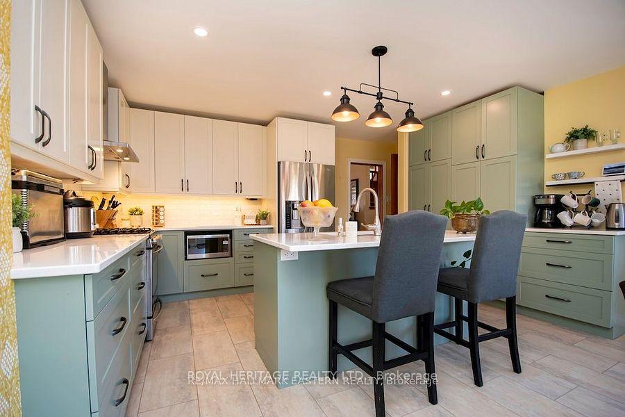 Photo 10 of 1140 Hilltop Street, Peterborough, Otonabee Ward 1 — HOMEH