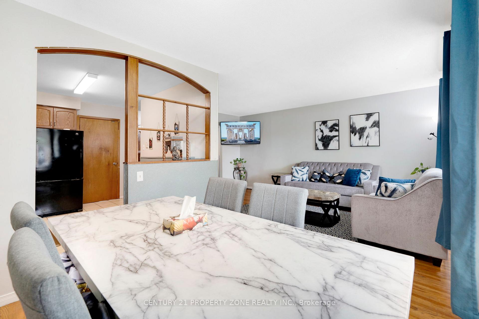 Photo 6 of 138 Berkindale Drive, Hamilton, Riverdale — HOMEH