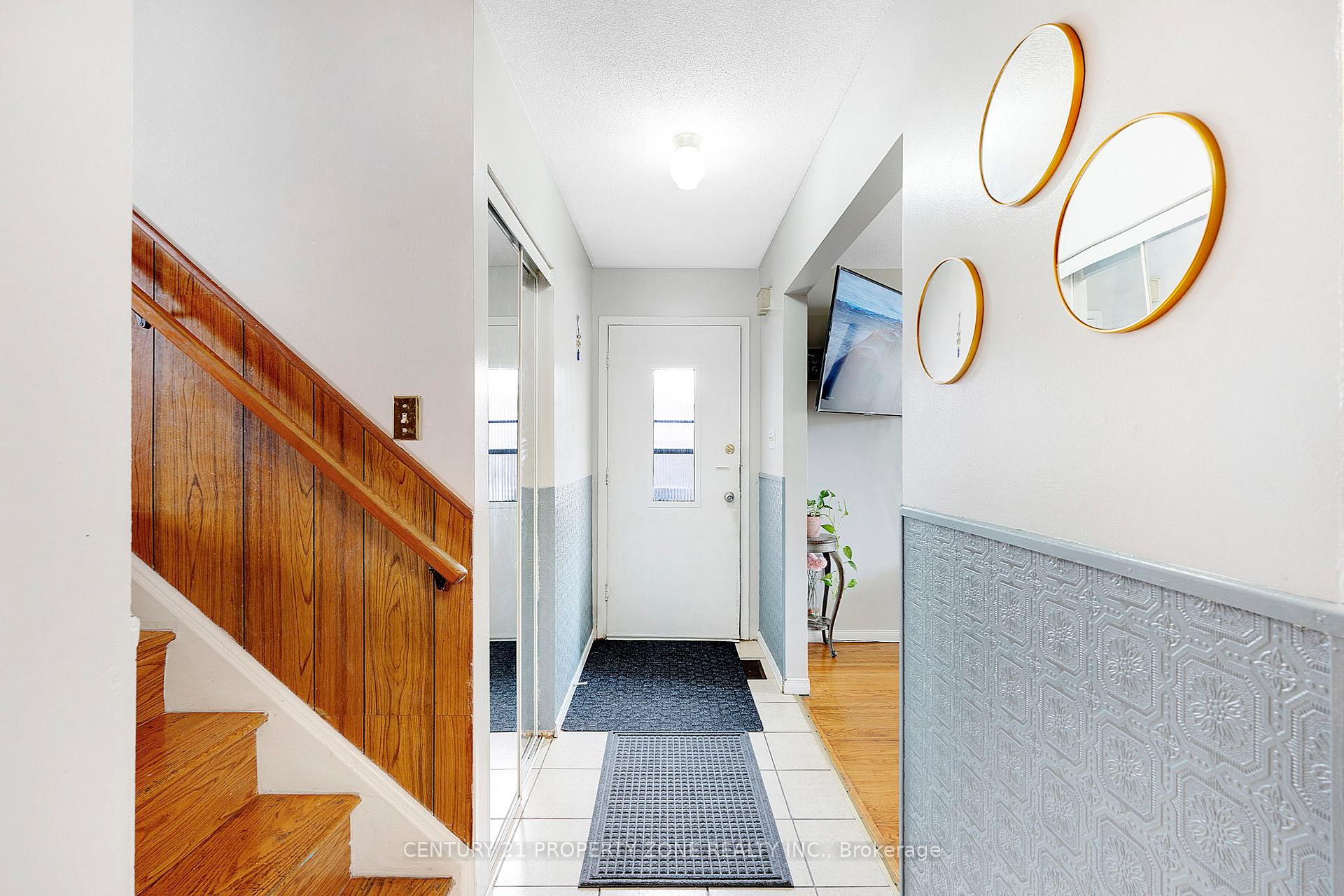 Photo 9 of 138 Berkindale Drive, Hamilton, Riverdale — HOMEH