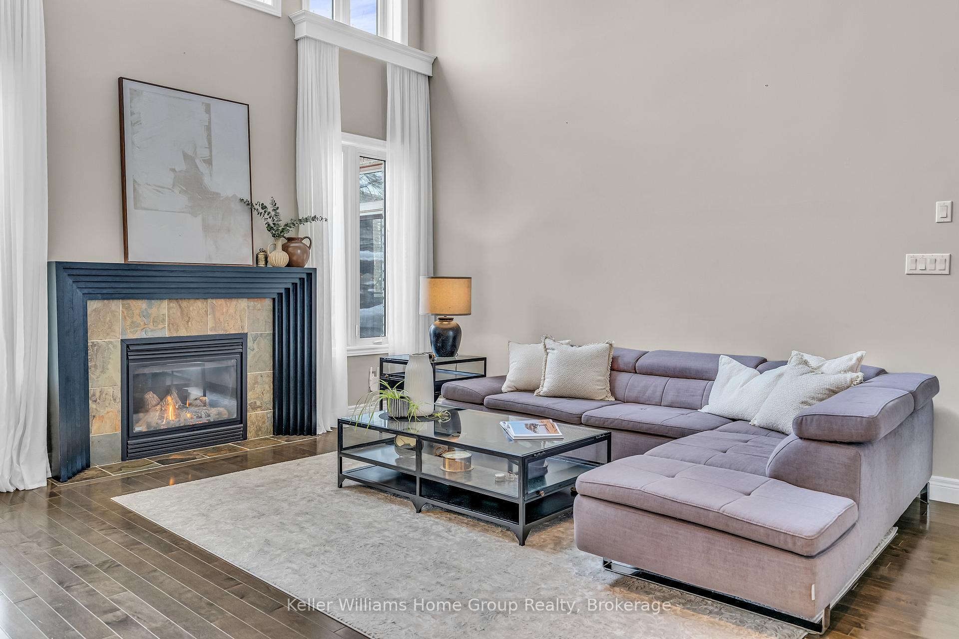 Photo 4 of 10 Bright Lane, Guelph, Pineridge/Westminster Woods — HOMEH