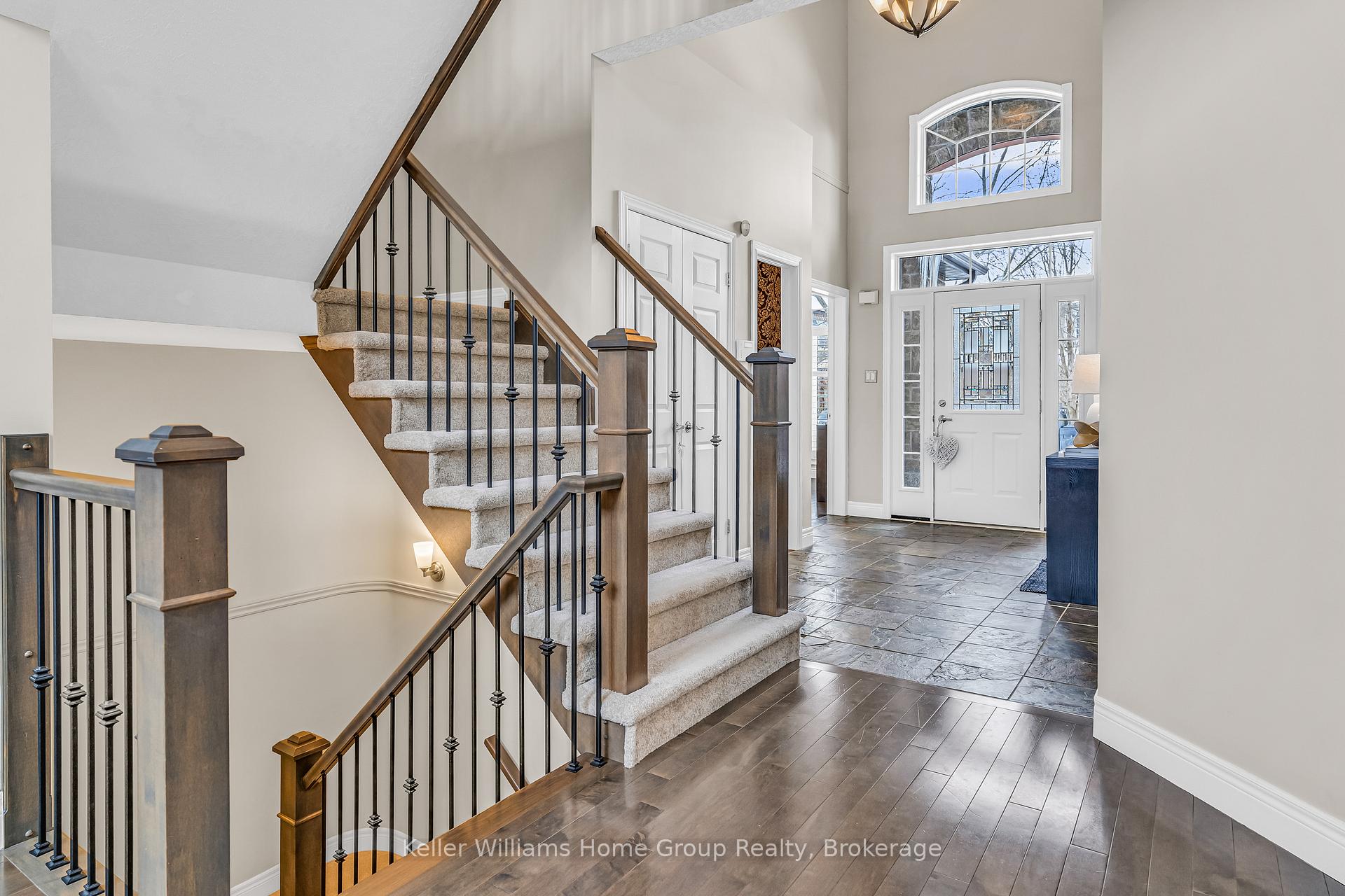 Photo 5 of 10 Bright Lane, Guelph, Pineridge/Westminster Woods — HOMEH