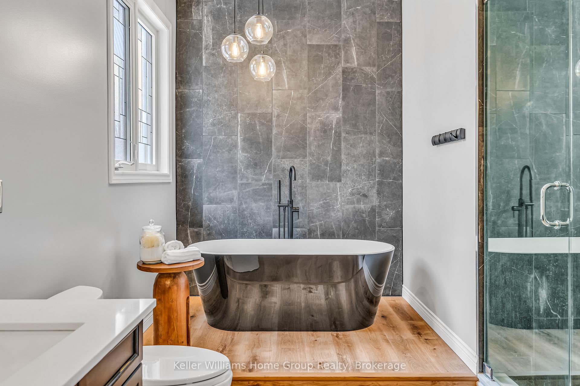 Photo 23 of 10 Bright Lane, Guelph, Pineridge/Westminster Woods — HOMEH