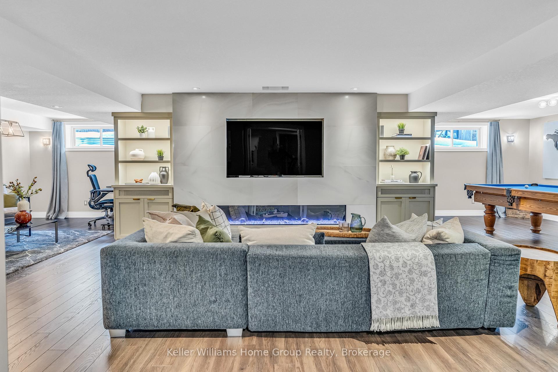 Photo 25 of 10 Bright Lane, Guelph, Pineridge/Westminster Woods — HOMEH