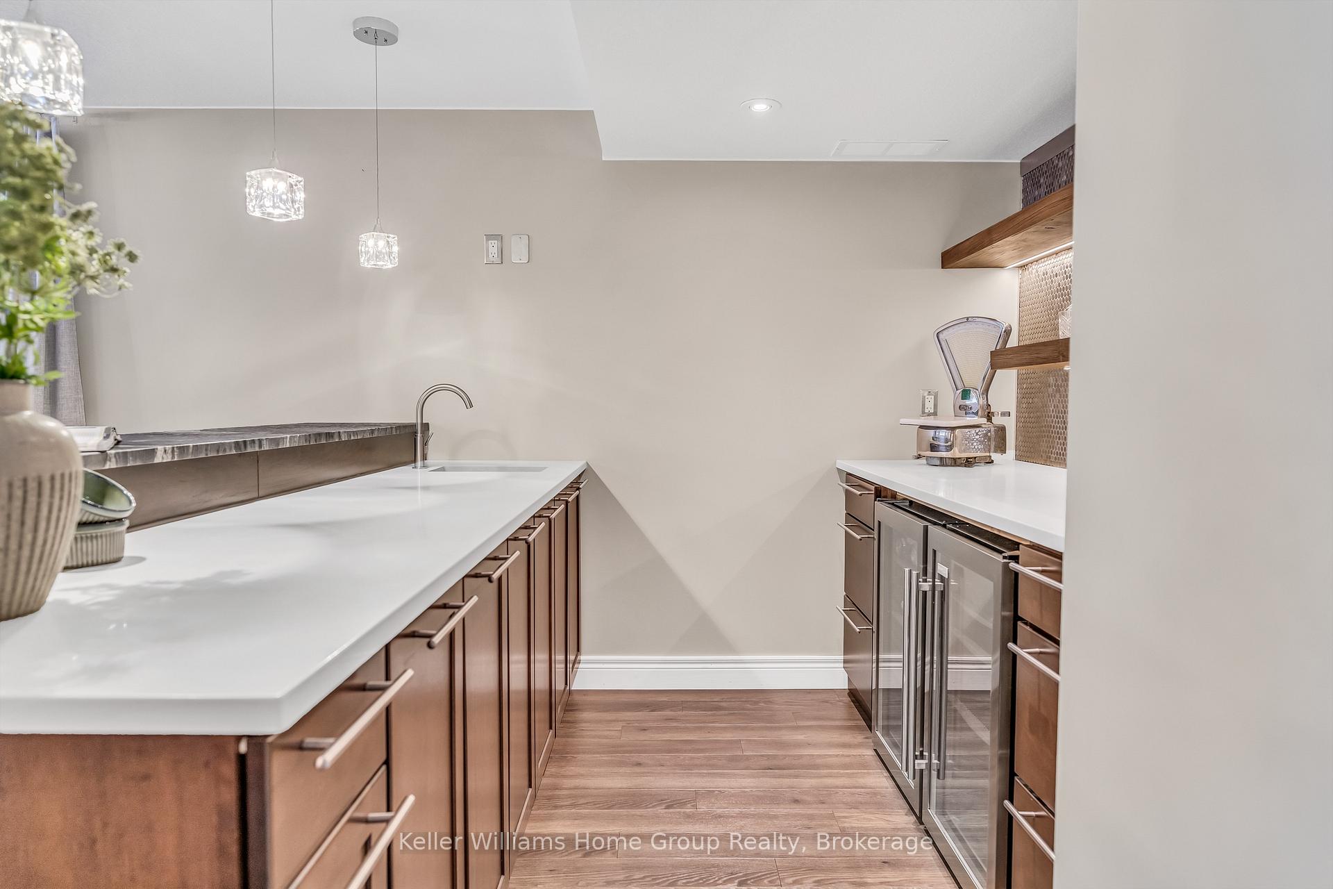Photo 26 of 10 Bright Lane, Guelph, Pineridge/Westminster Woods — HOMEH