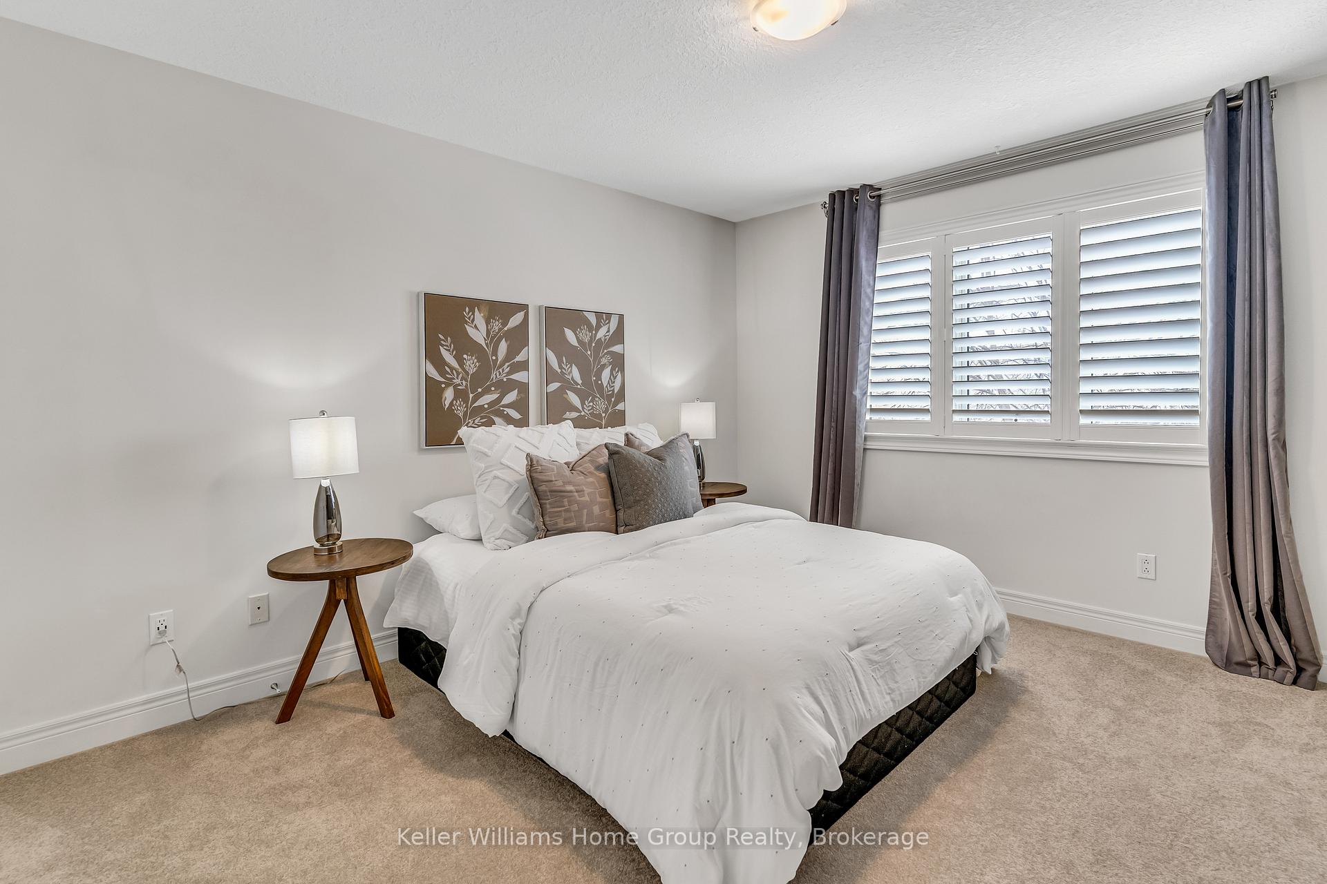 Photo 40 of 10 Bright Lane, Guelph, Pineridge/Westminster Woods — HOMEH