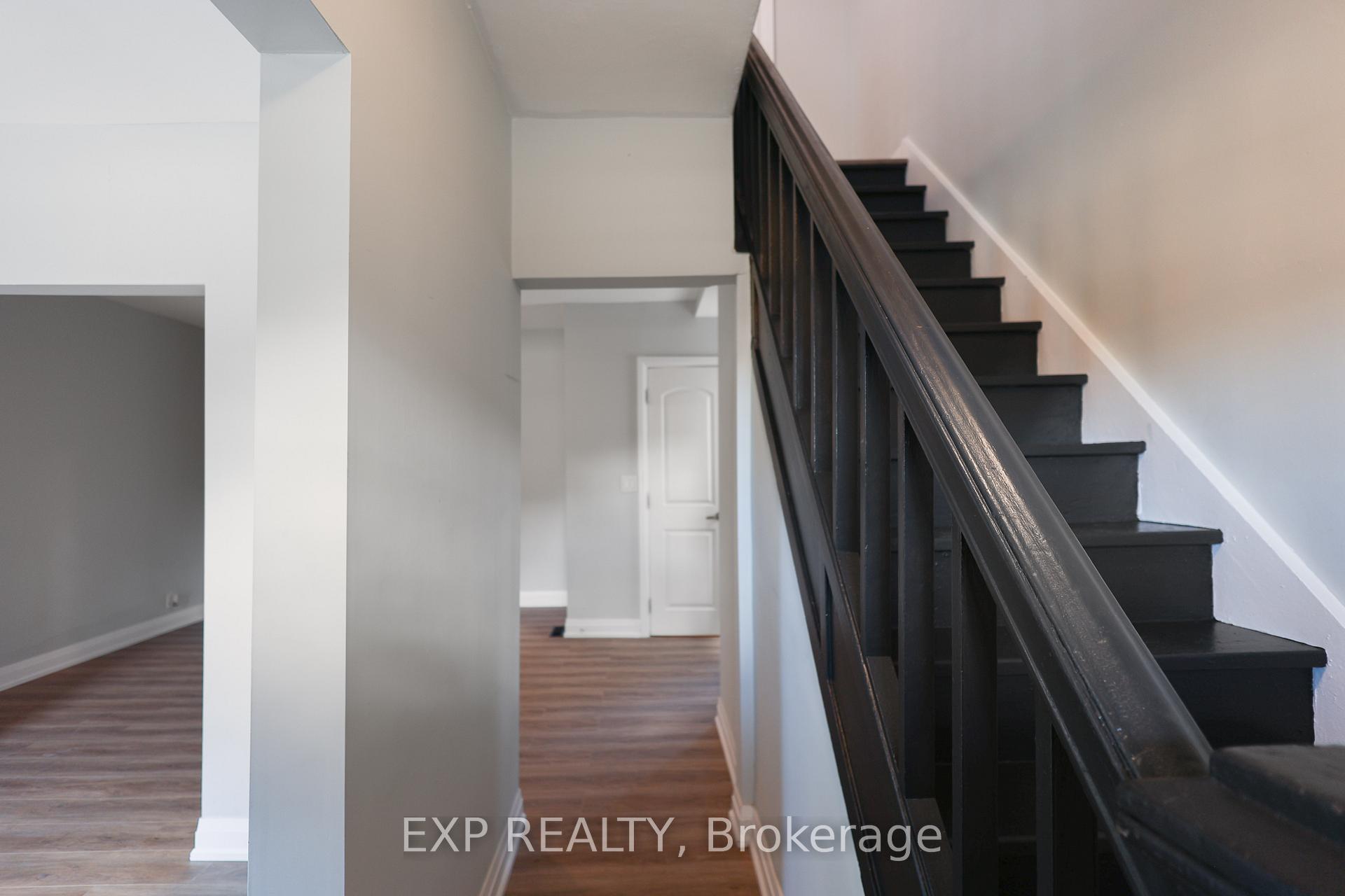Photo 2 of 1275 Cannon Street E, Hamilton, Crown Point — HOMEH