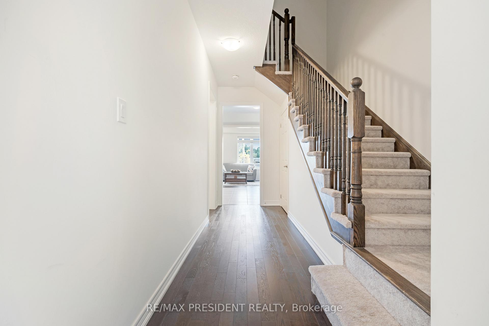 Photo 6 of Unit 38, 166 Deerpath Drive, Guelph, Willow West/Sugarbush/West Acres — HOMEH