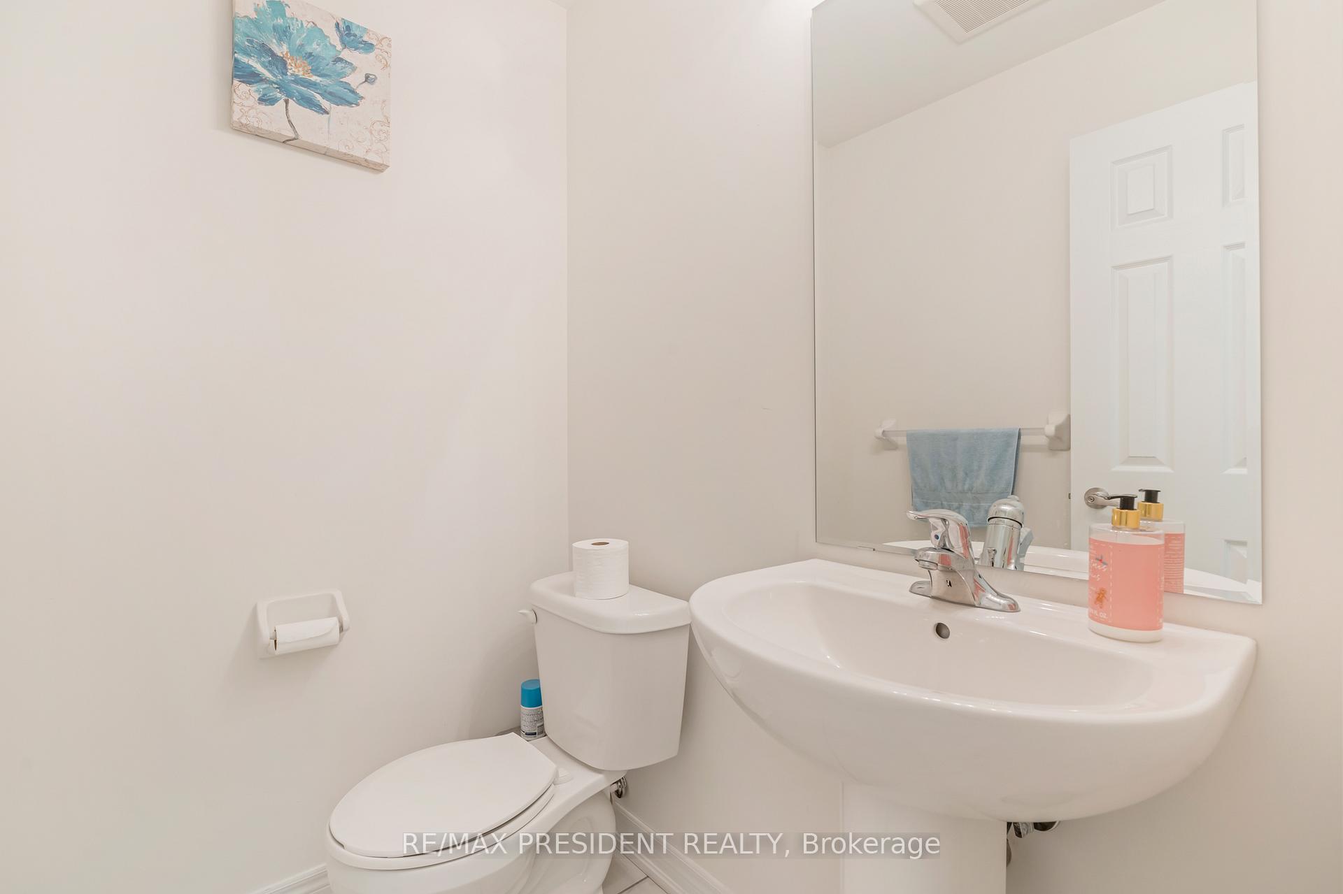 Photo 8 of Unit 38, 166 Deerpath Drive, Guelph, Willow West/Sugarbush/West Acres — HOMEH