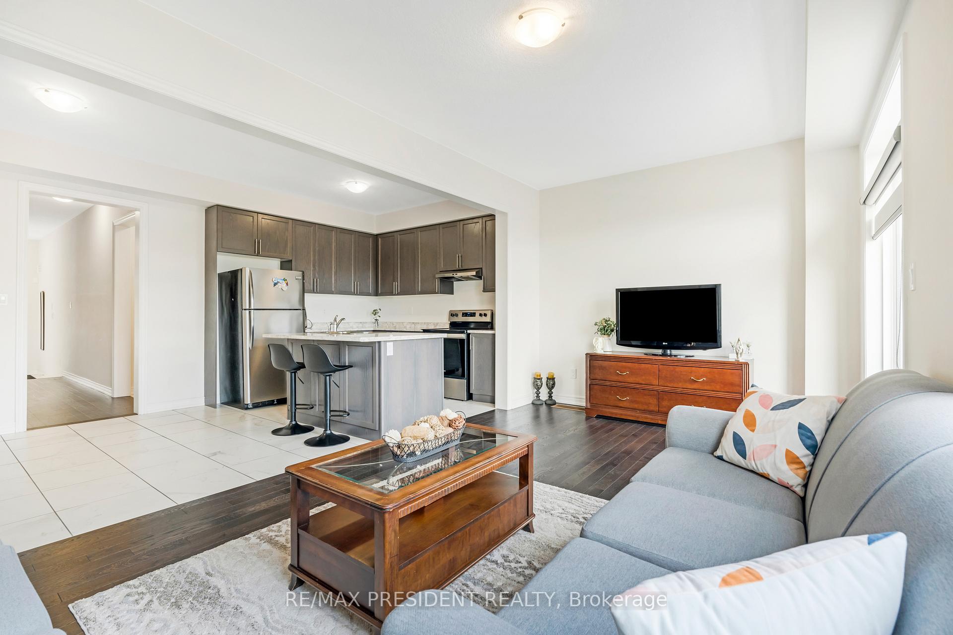 Photo 11 of Unit 38, 166 Deerpath Drive, Guelph, Willow West/Sugarbush/West Acres — HOMEH