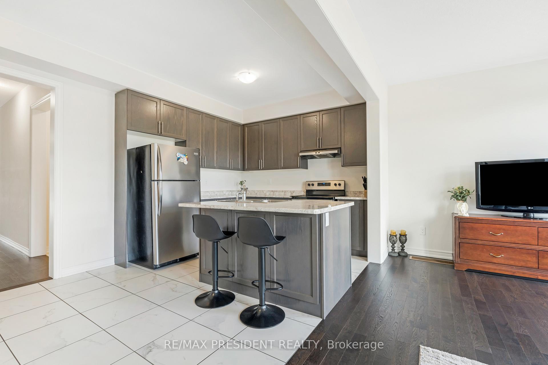 Photo 15 of Unit 38, 166 Deerpath Drive, Guelph, Willow West/Sugarbush/West Acres — HOMEH