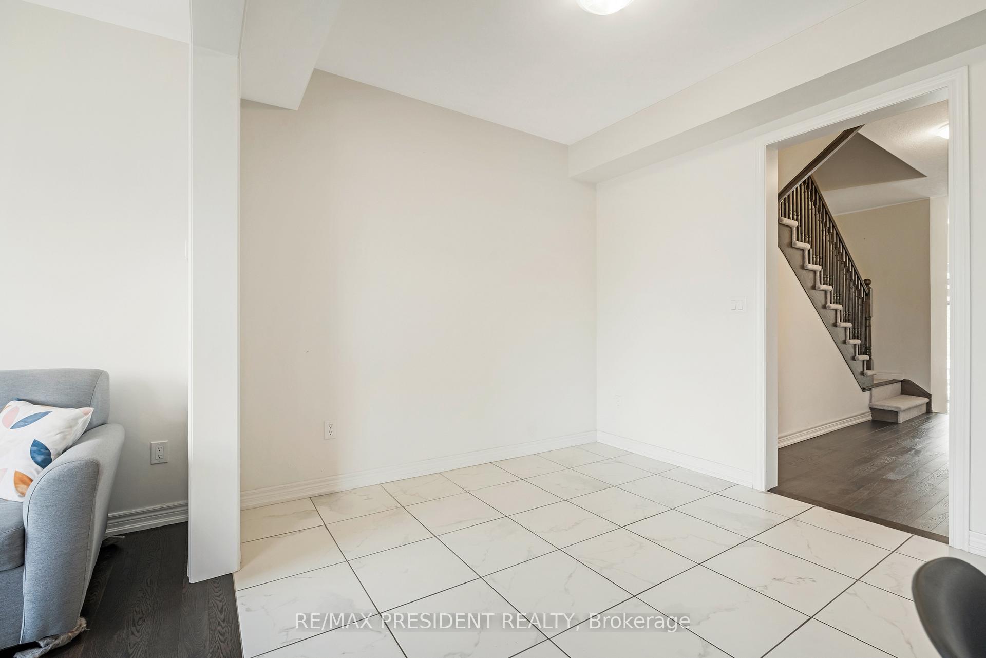 Photo 17 of Unit 38, 166 Deerpath Drive, Guelph, Willow West/Sugarbush/West Acres — HOMEH