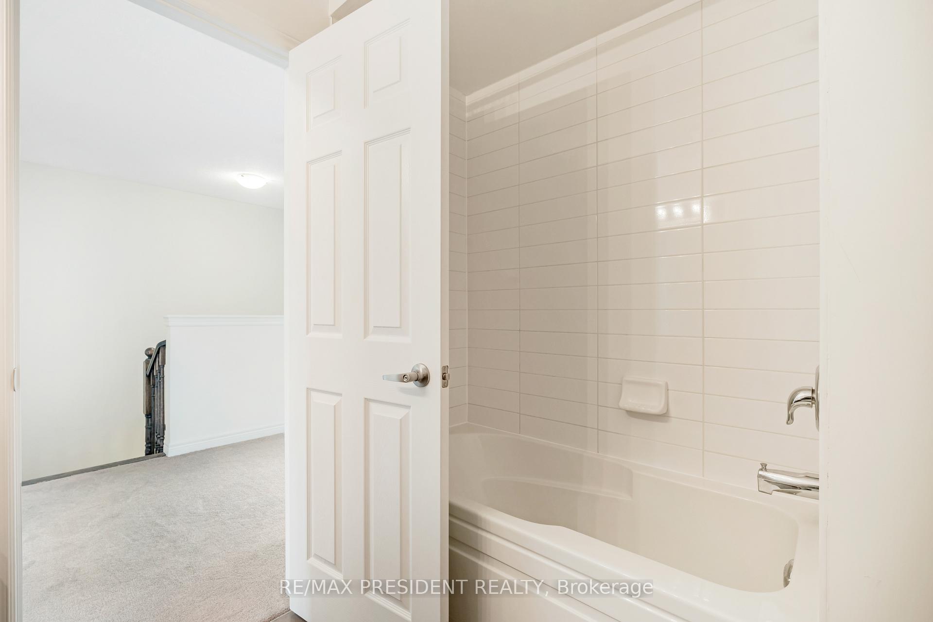Photo 26 of Unit 38, 166 Deerpath Drive, Guelph, Willow West/Sugarbush/West Acres — HOMEH