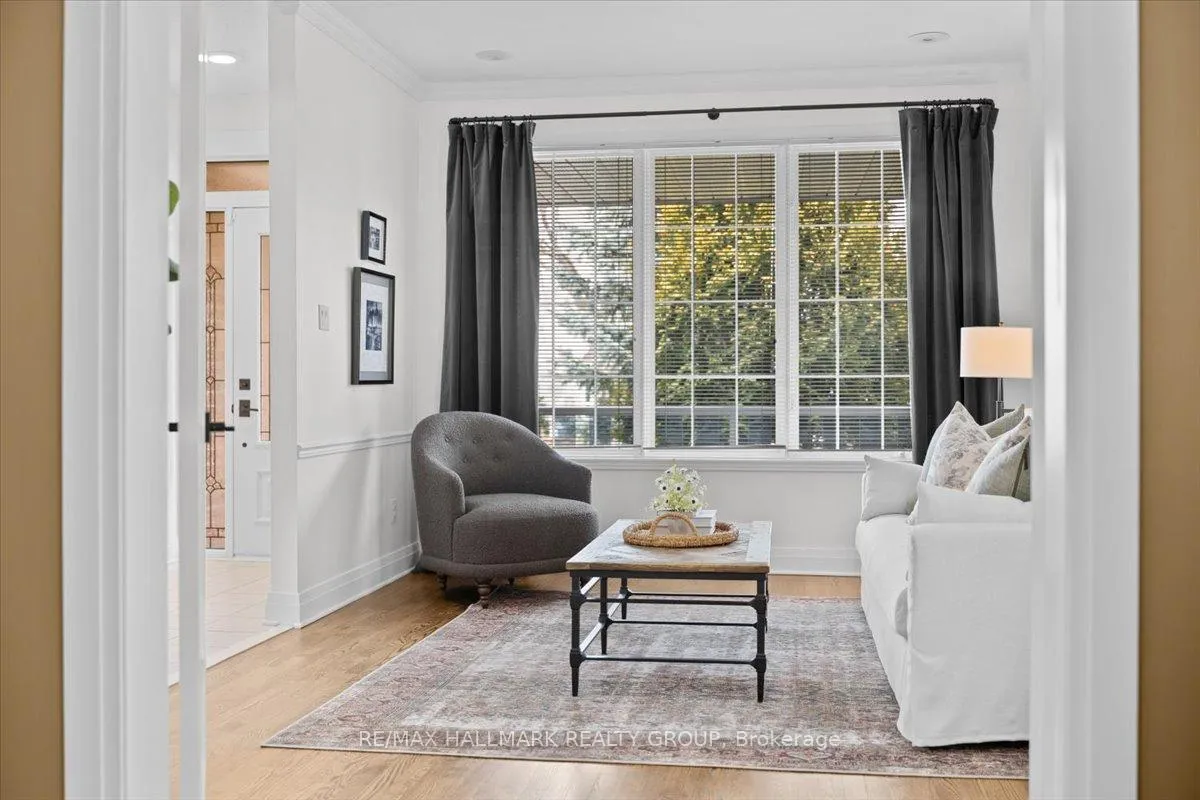 Photo 6 of 5849 Gladewoods Place, Ottawa, Chapel Hill South - Orleans Village — HOMEH
