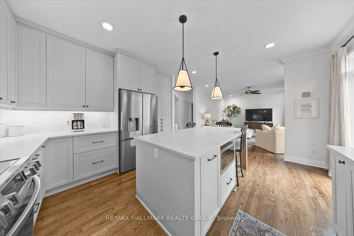 Photo 15 of 5849 Gladewoods Place, Ottawa, Chapel Hill South - Orleans Village — HOMEH