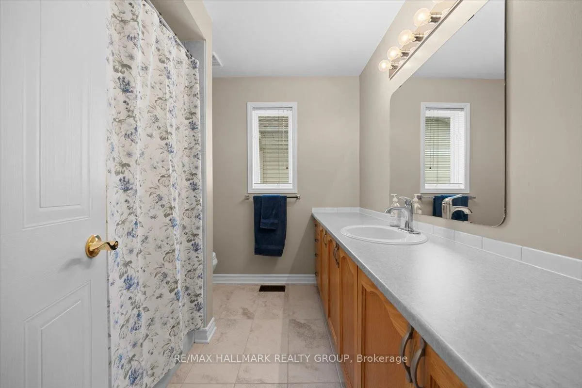 Photo 37 of 5849 Gladewoods Place, Ottawa, Chapel Hill South - Orleans Village — HOMEH