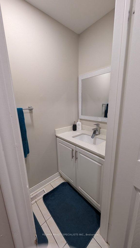 Photo 6 of 138 Muirland Crescent, Brampton, Northwood Park — HOMEH