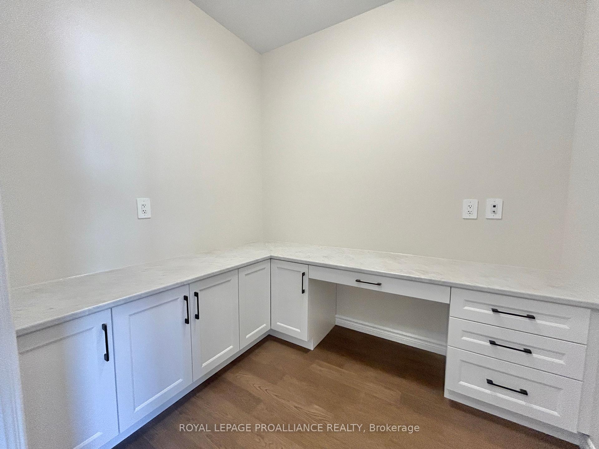 Photo 6 of 16 Riverstone Way, Belleville, Thurlow Ward — HOMEH
