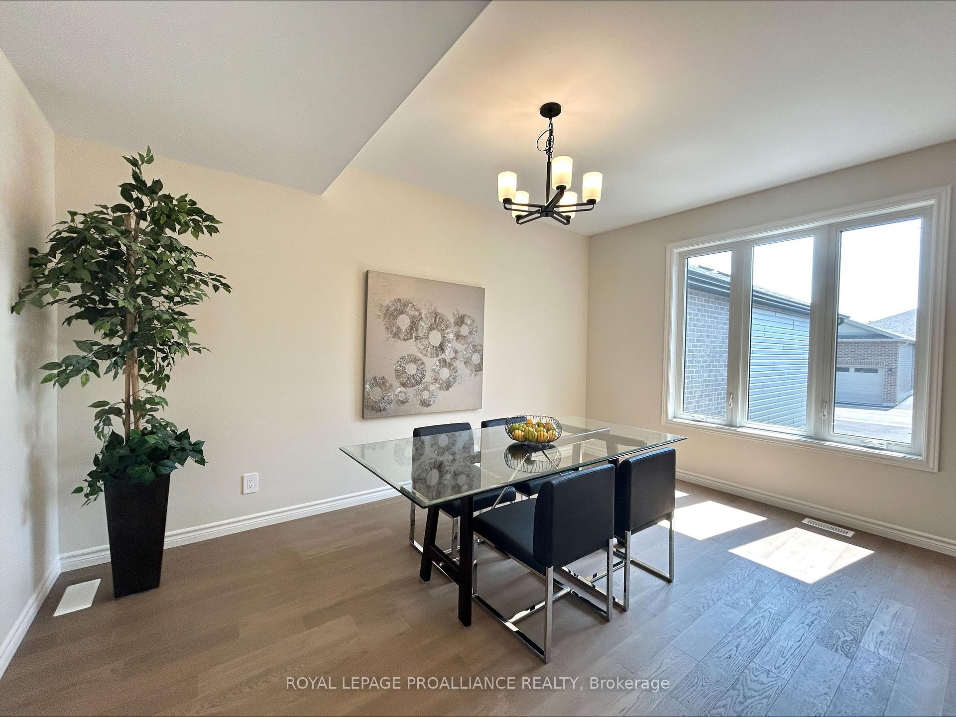 Photo 7 of 16 Riverstone Way, Belleville, Thurlow Ward — HOMEH