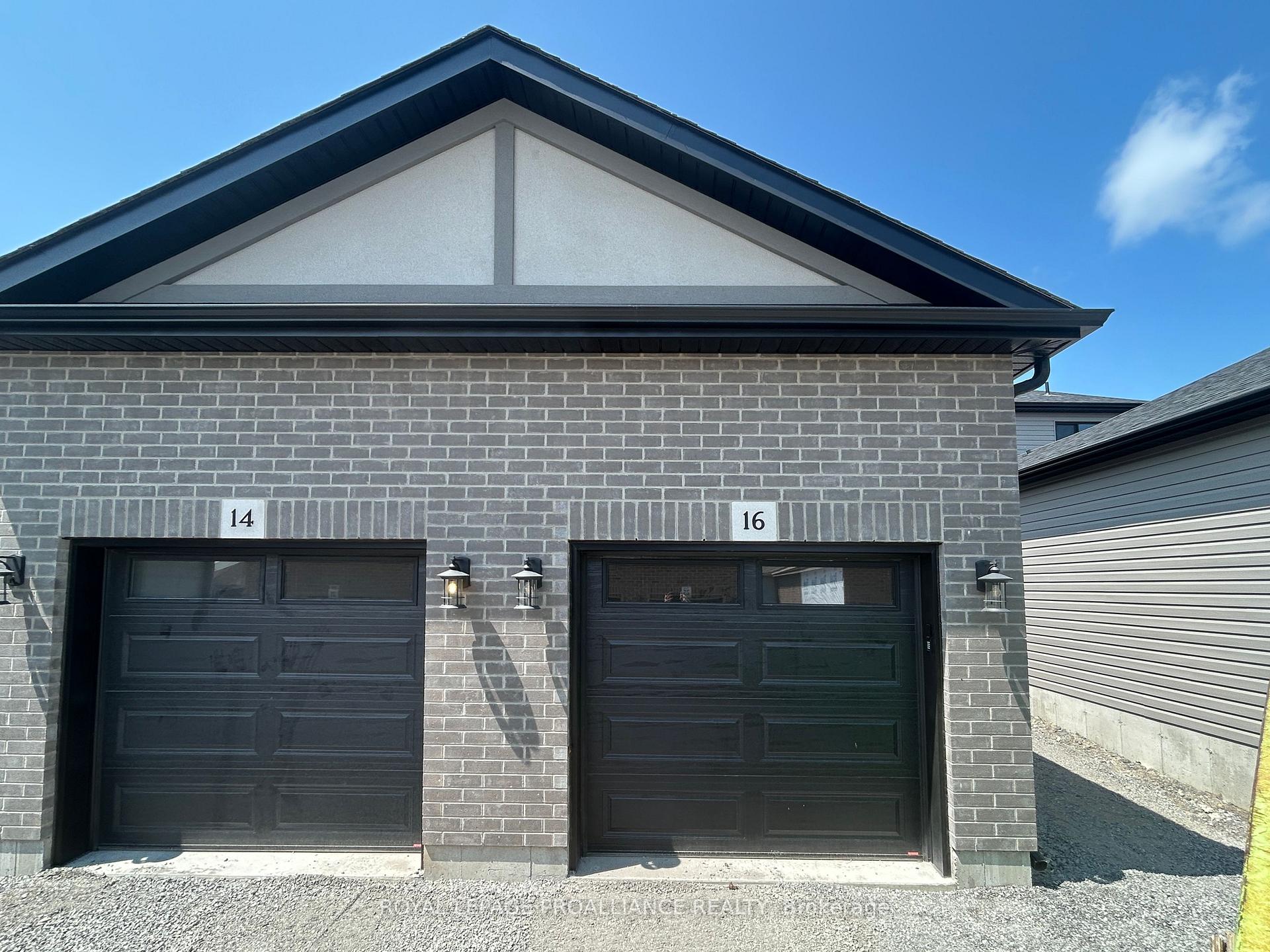 Photo 10 of 16 Riverstone Way, Belleville, Thurlow Ward — HOMEH