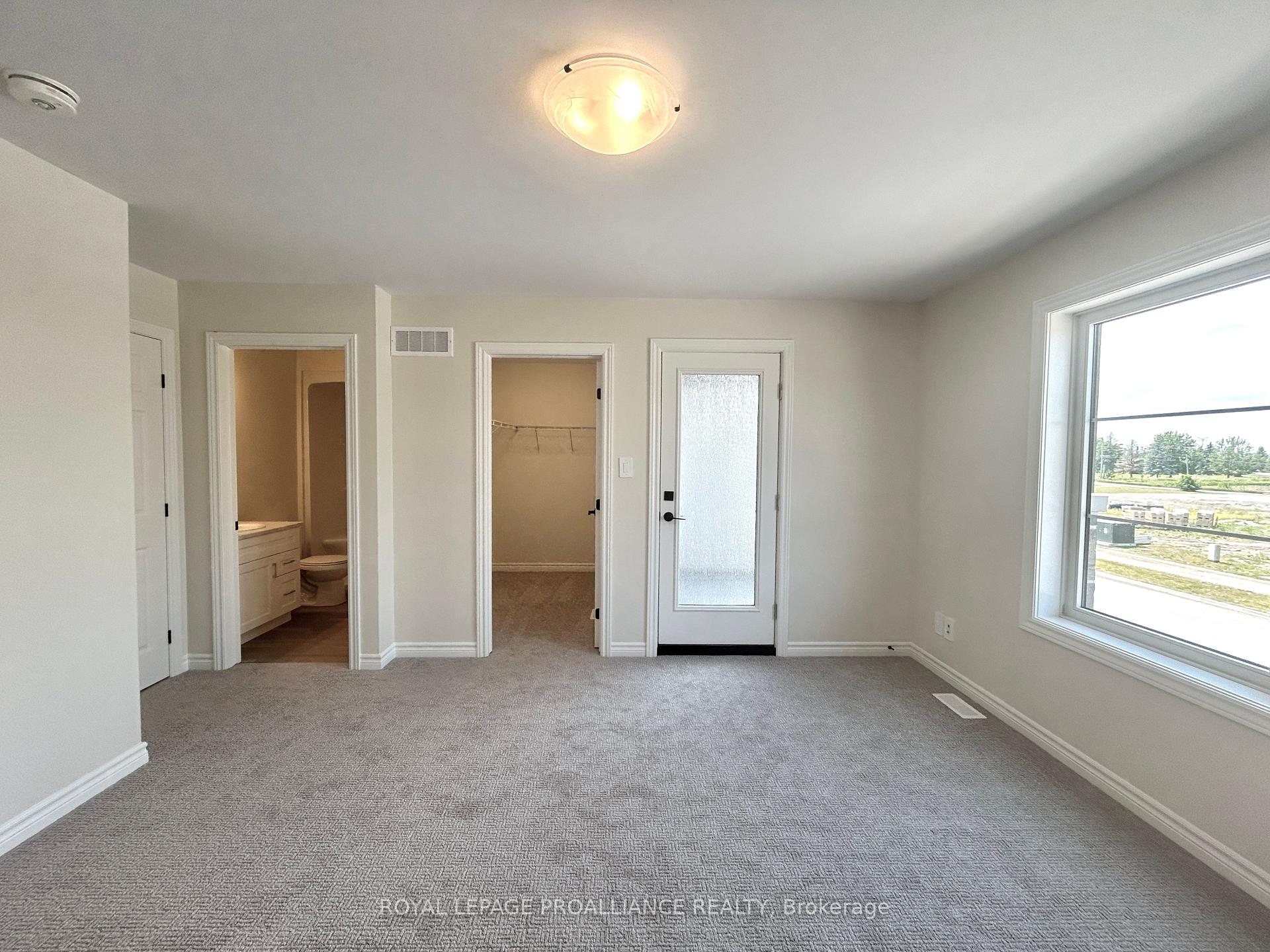 Photo 11 of 16 Riverstone Way, Belleville, Thurlow Ward — HOMEH