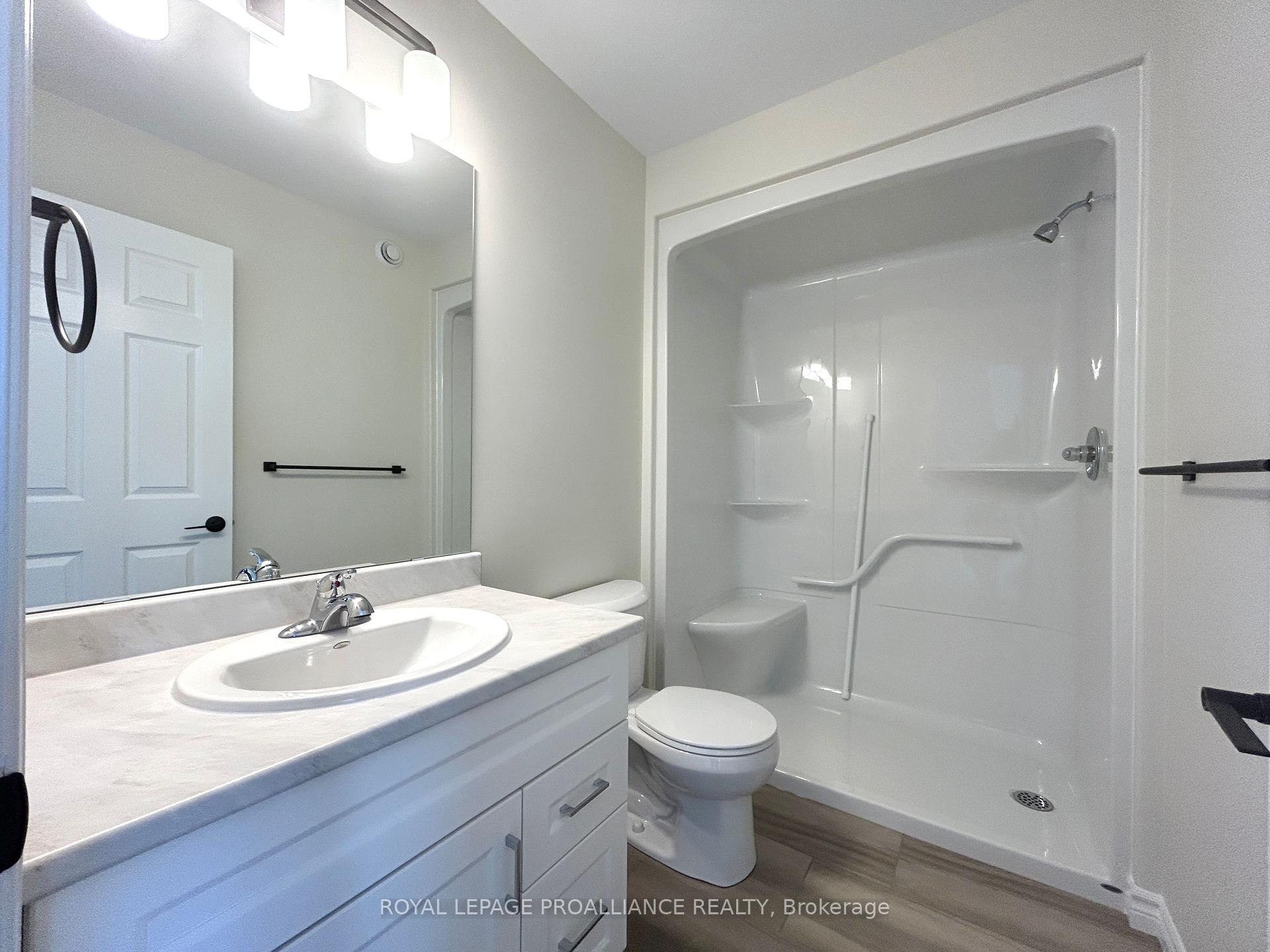 Photo 17 of 16 Riverstone Way, Belleville, Thurlow Ward — HOMEH