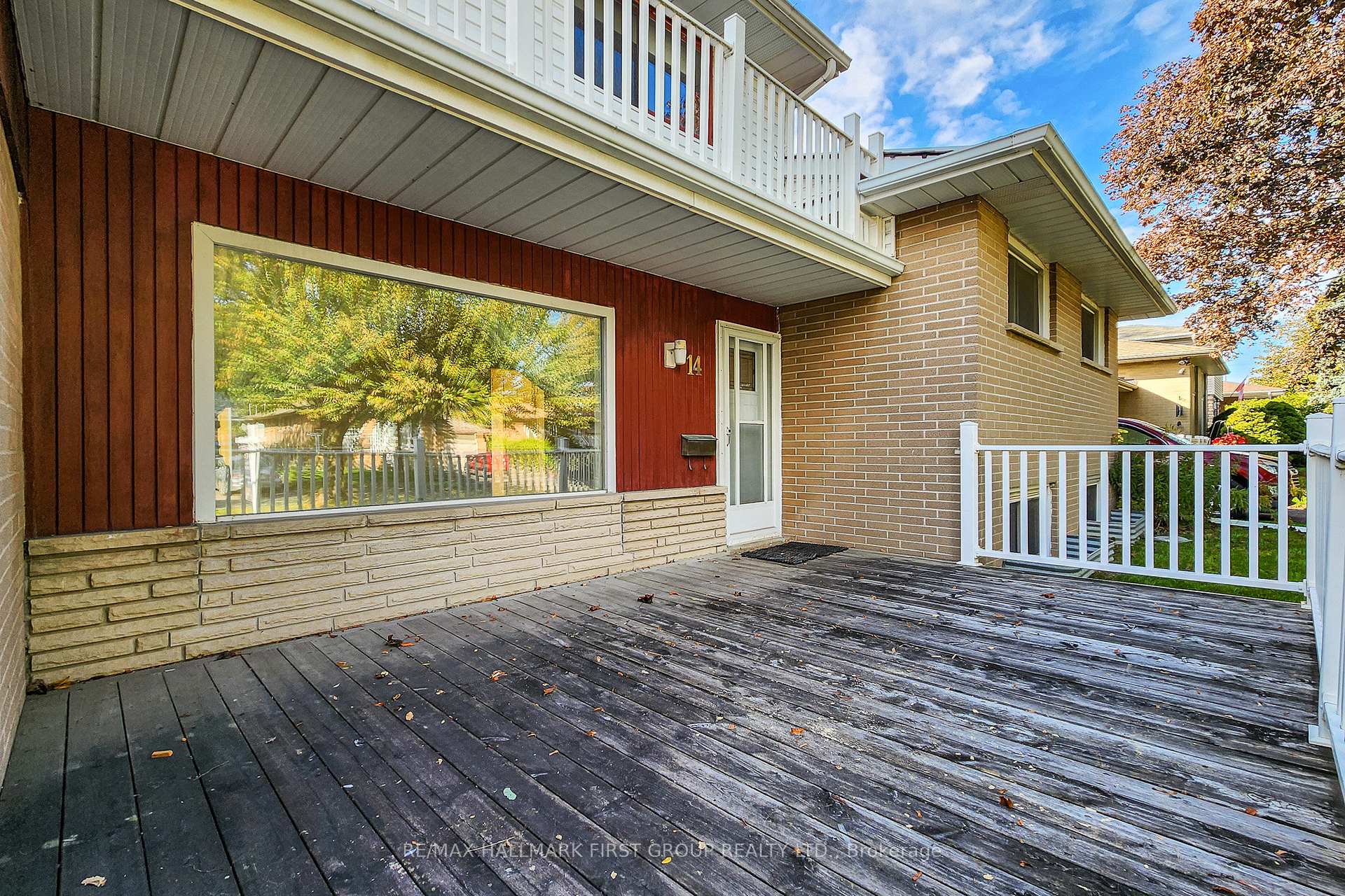 Photo 2 of 14 Heatherwood Road, Ajax, South East — HOMEH