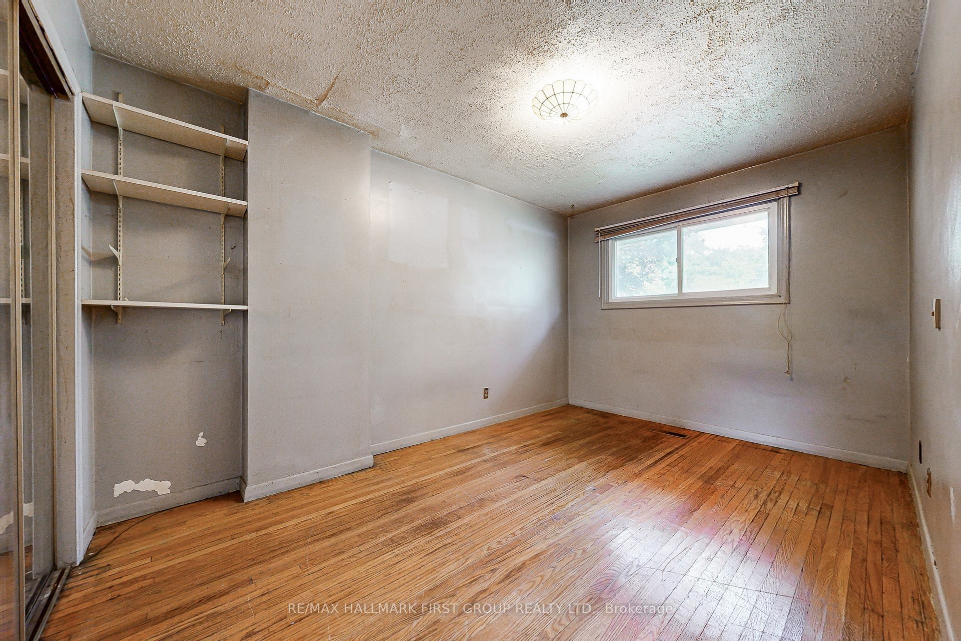 Photo 16 of 14 Heatherwood Road, Ajax, South East — HOMEH