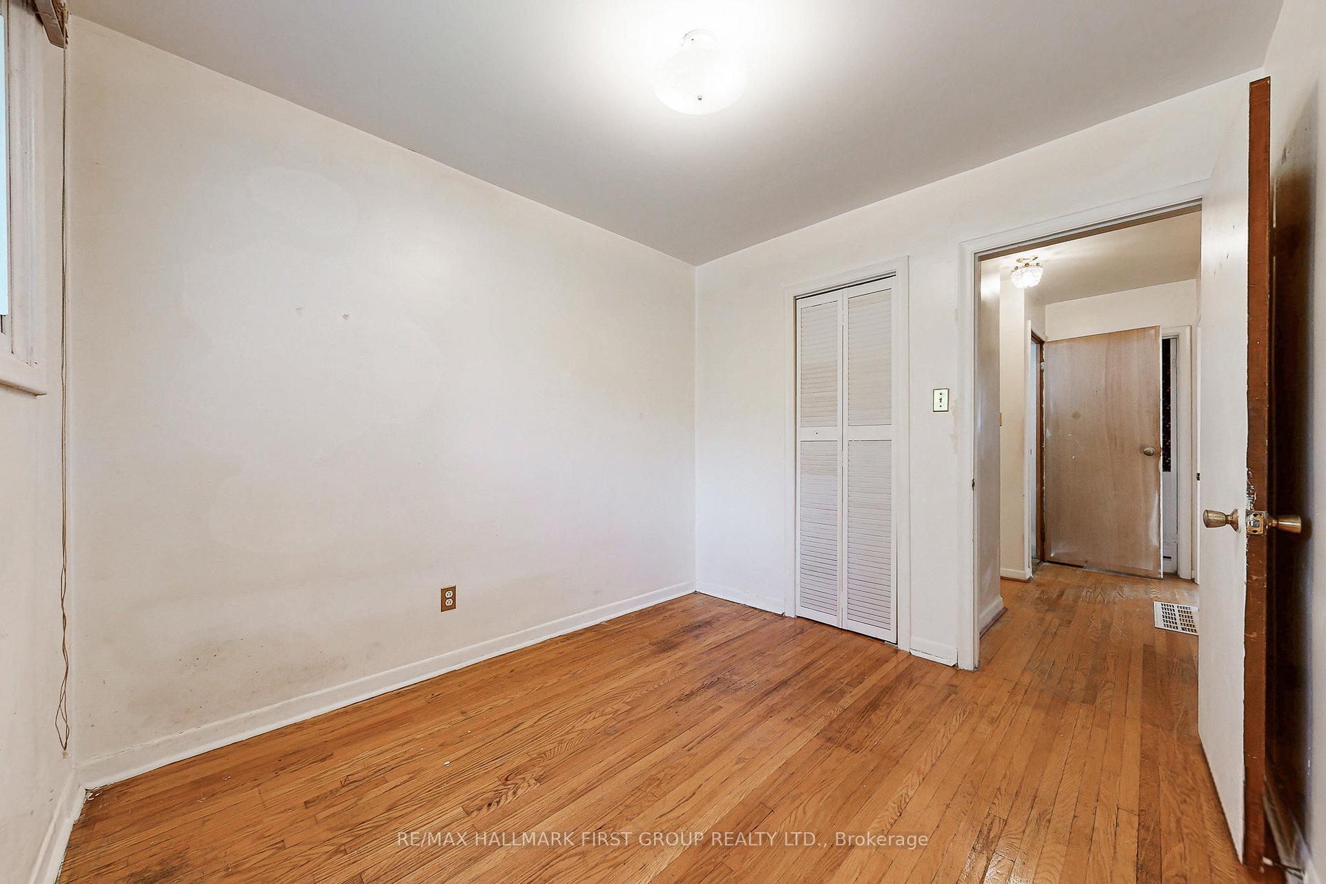 Photo 17 of 14 Heatherwood Road, Ajax, South East — HOMEH