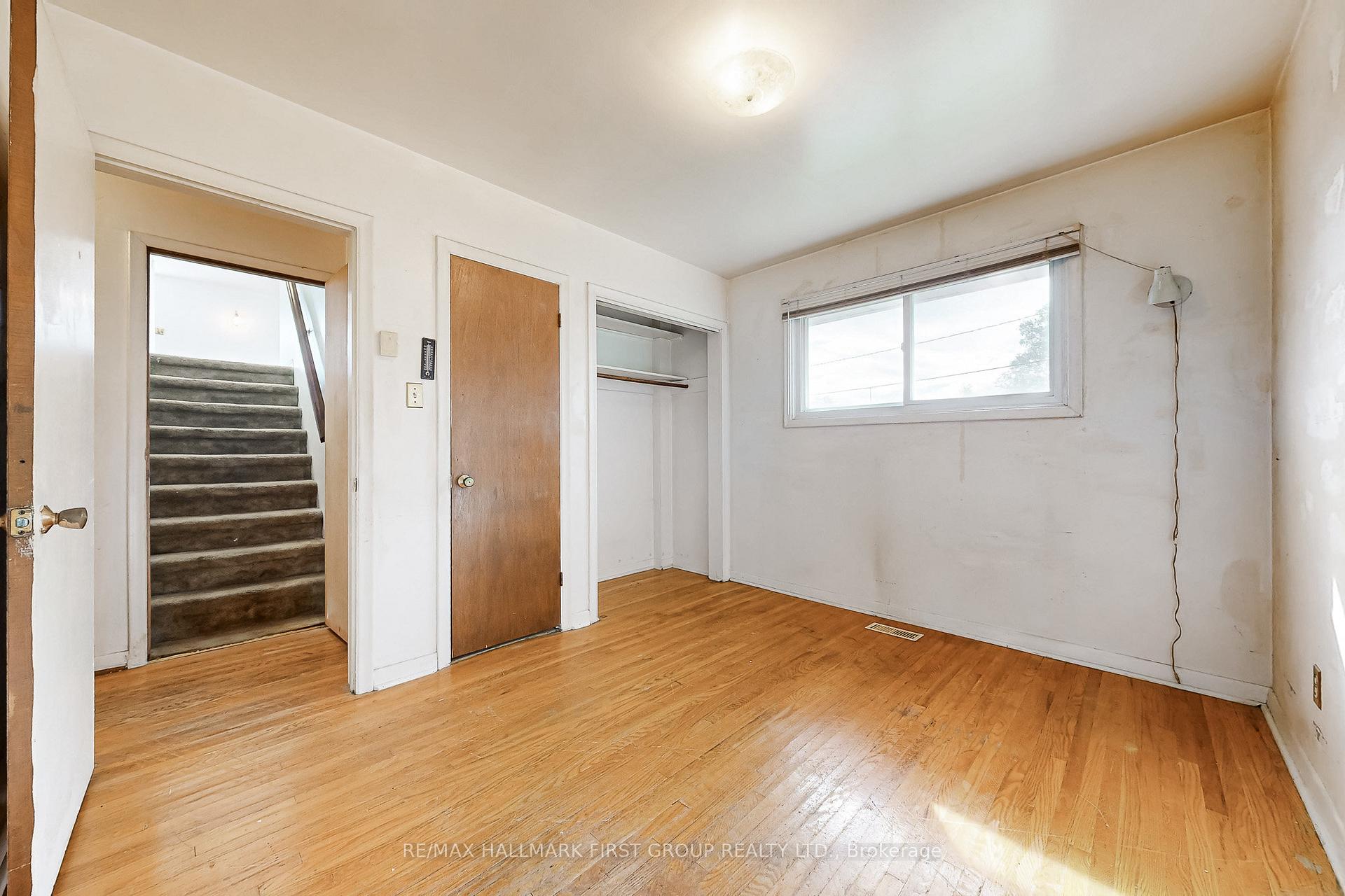 Photo 24 of 14 Heatherwood Road, Ajax, South East — HOMEH