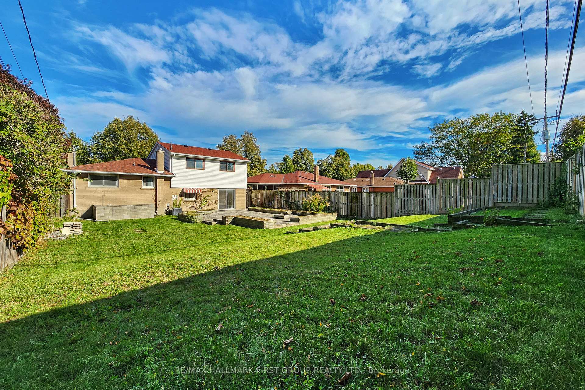 Photo 39 of 14 Heatherwood Road, Ajax, South East — HOMEH