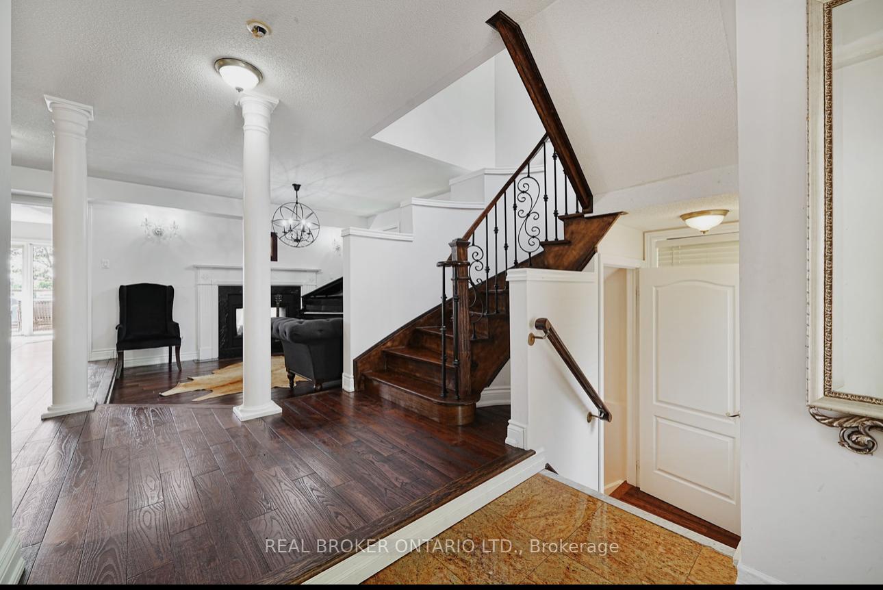 Photo 6 of 39 Woodroof Crescent, Aurora, Bayview Wellington — HOMEH