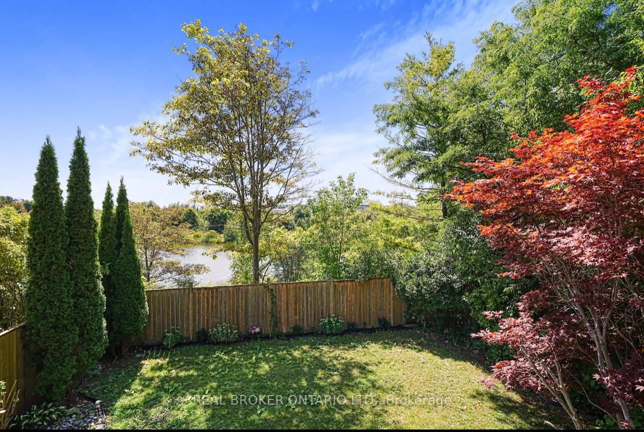 Photo 43 of 39 Woodroof Crescent, Aurora, Bayview Wellington — HOMEH