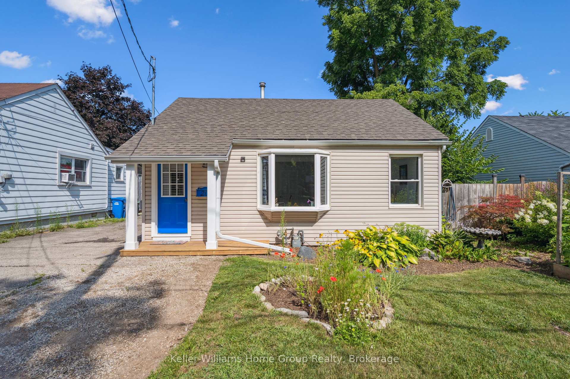 Photo 1 of 20 Cassino Avenue, Guelph, St. George's — HOMEH