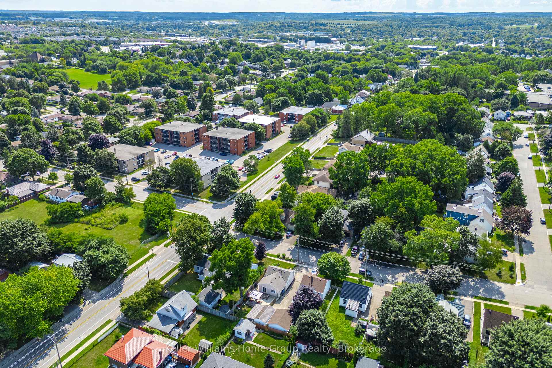 Photo 6 of 20 Cassino Avenue, Guelph, St. George's — HOMEH