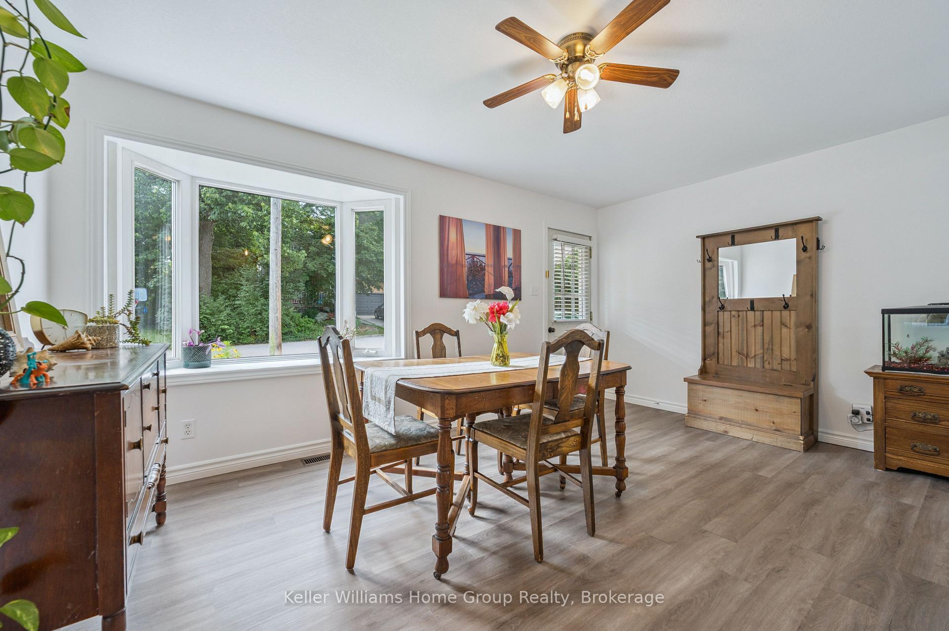 Photo 15 of 20 Cassino Avenue, Guelph, St. George's — HOMEH