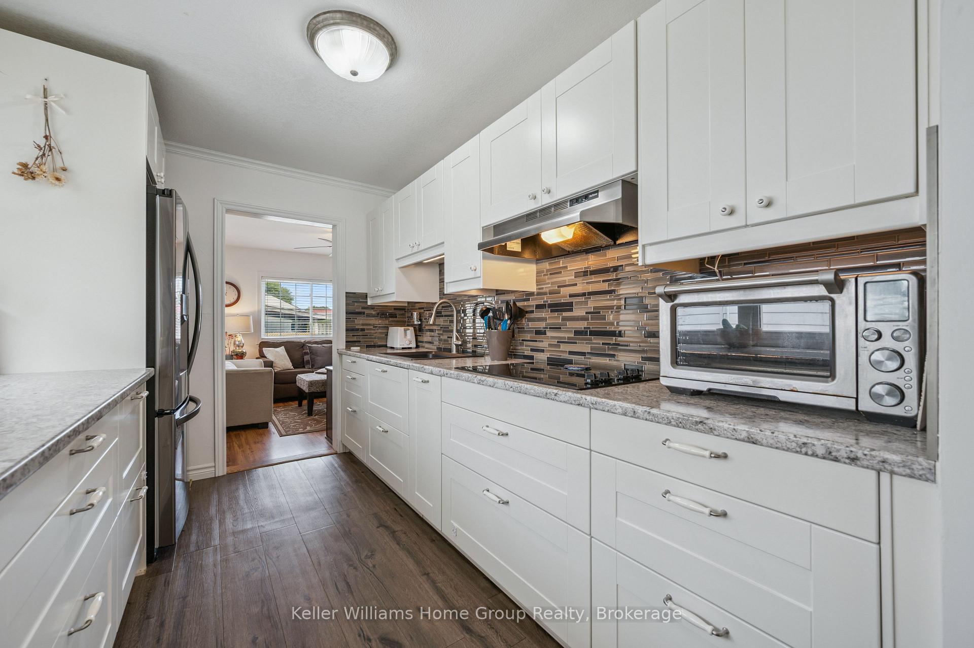 Photo 17 of 20 Cassino Avenue, Guelph, St. George's — HOMEH
