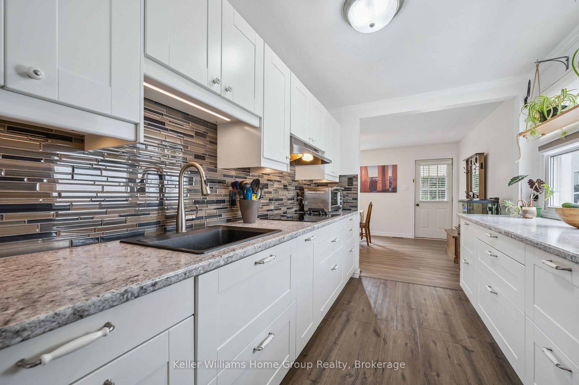 Photo 19 of 20 Cassino Avenue, Guelph, St. George's — HOMEH