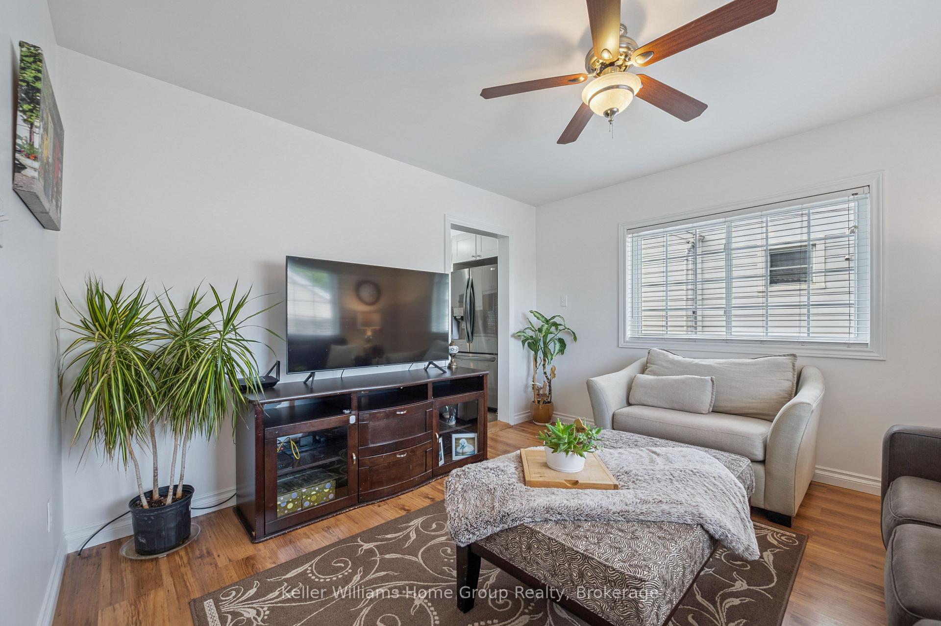 Photo 21 of 20 Cassino Avenue, Guelph, St. George's — HOMEH
