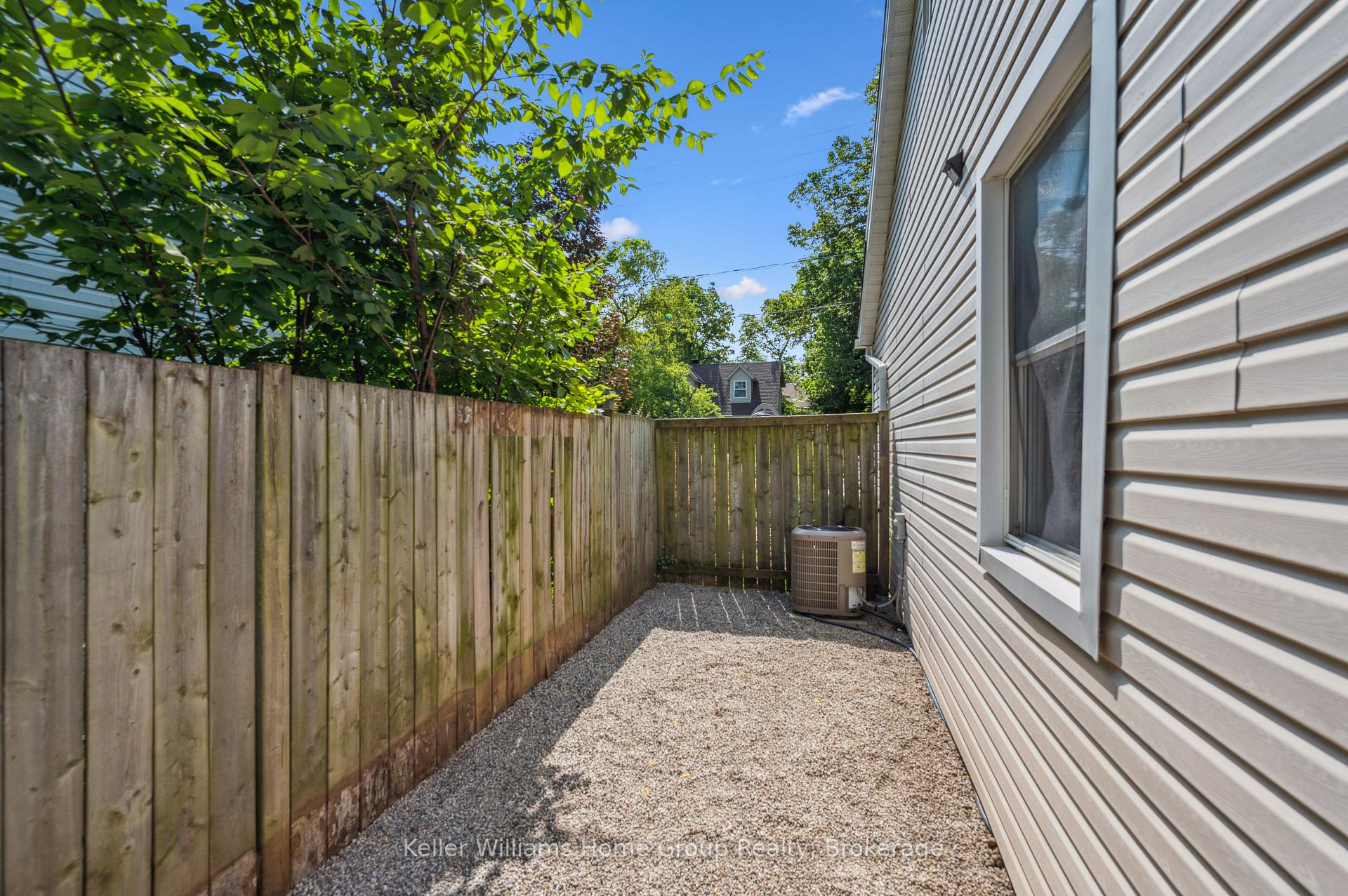 Photo 43 of 20 Cassino Avenue, Guelph, St. George's — HOMEH