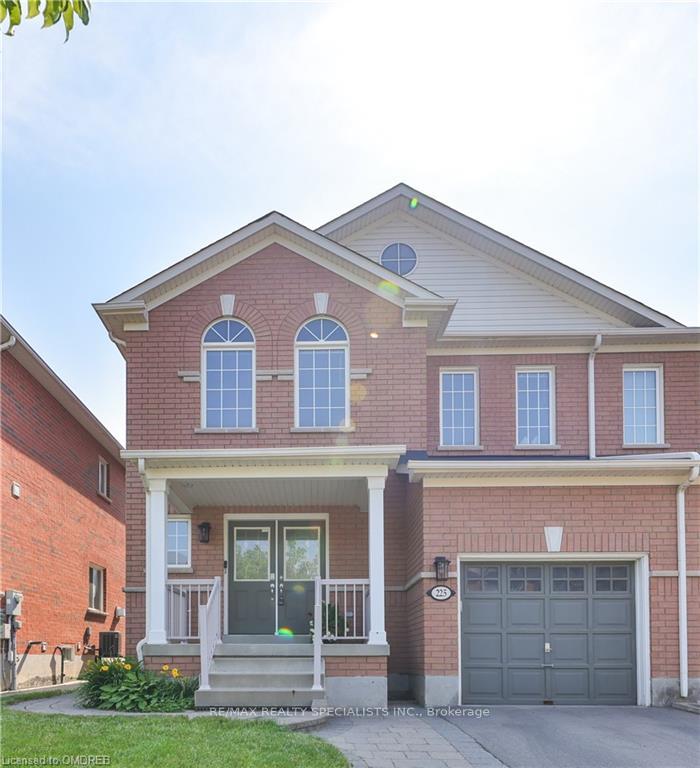 Photo 3 of 225 Andrews Trail, Milton, Clarke — HOMEH